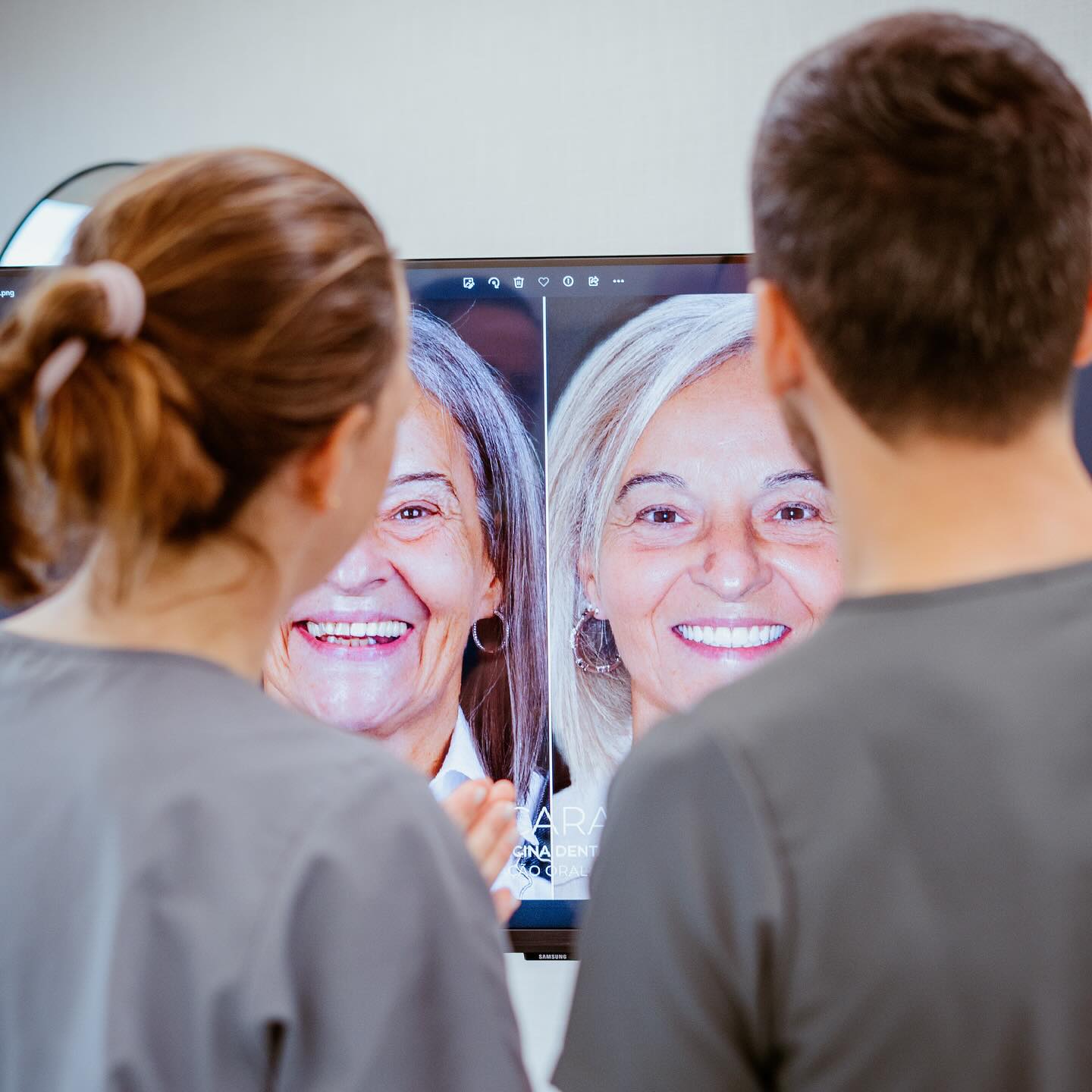 O follow-up, ou acompanhamento pós tratamento, desempenha um papel fundamental na medicina dentária, garantindo a eficácia dos procedimentos realizados e a manutenção da saúde oral dos pacientes.
Por exemplo, após a colocação de implantes dentários, é essencial monitorizar a sua osteointegração e a saúde dos tecidos circundantes, de forma a assegurar o sucesso a longo prazo.
Além disso, o follow-up fortalece a relação entre o profissional de saúde e o paciente, promovendo uma maior adesão às orientações clínicas e incentivando hábitos de higiene oral adequados. 🪥
—————————————————————————————
Follow-up, or post-treatment monitoring, plays a fundamental role in dentistry, ensuring the effectiveness of performed procedures and the maintenance of patients’ oral health.
For example, after the placement of dental implants, it is essential to monitor their osseointegration and the health of the surrounding tissues to ensure long-term success.
Moreover, follow-up strengthens the relationship between the healthcare professional and the patient, promoting greater adherence to clinical guidelines and encouraging proper oral hygiene habits.🪥
#dentistry #dentist #oralhealth #oralcare #oralhygiene #dentalimplants #followup #allon4 #maloclinic