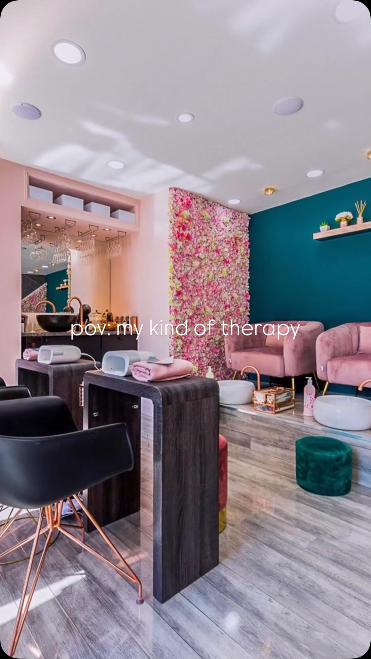 Step into our St Albans salon for the ultimate hair and beauty experience—because self-care isn’t a luxury, it’s a necessity!
#SalonTherapy #StAlbansBeauty #HairGoals #StAlbansHair