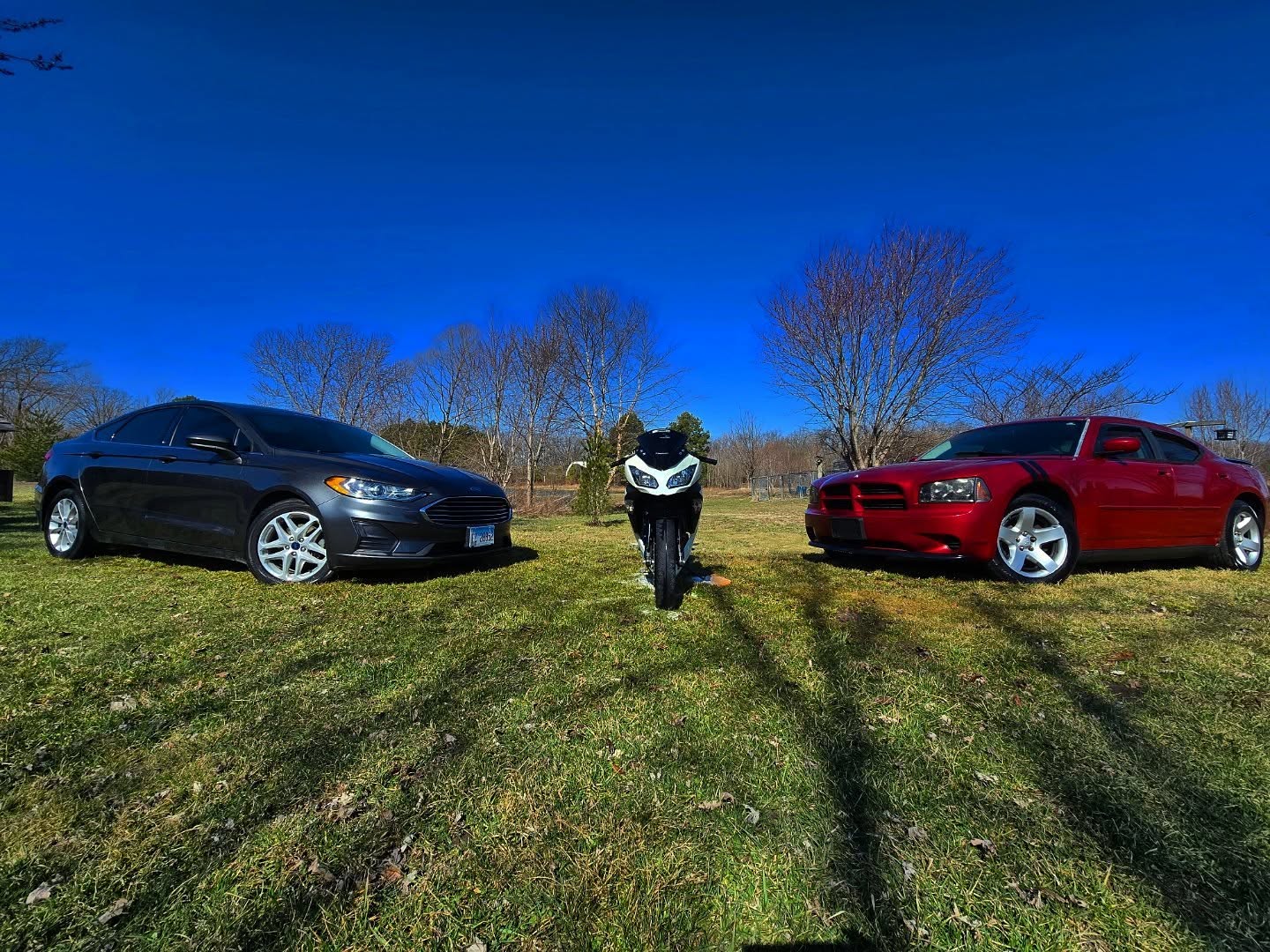 Just a little spring cleaning, making the cars all shinny for a bit.
I got my 2008 dodge charger with the 5.7 hemi engine, 2013 kawasaki ninja 300, and 2020 ford fusion with a 1.5l eco boost engine out and cleaned them up after the dirt rain from the south and they look amazing
#cargroup #dodgecharger #fordfusion #kawasakininja #cardetail