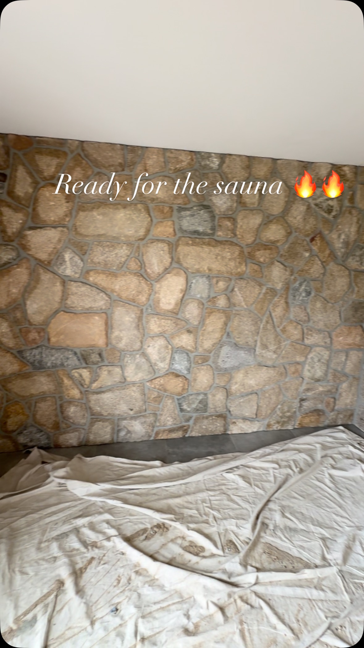 This little extension to the pool cabana is almost complete. Cladding all done and ready for the infrared sauna.
#stone #stonecladding #stonemasonry #stoneelements #design #sauna #fire #pool #cabana #newcastle #newcastlebuilder
