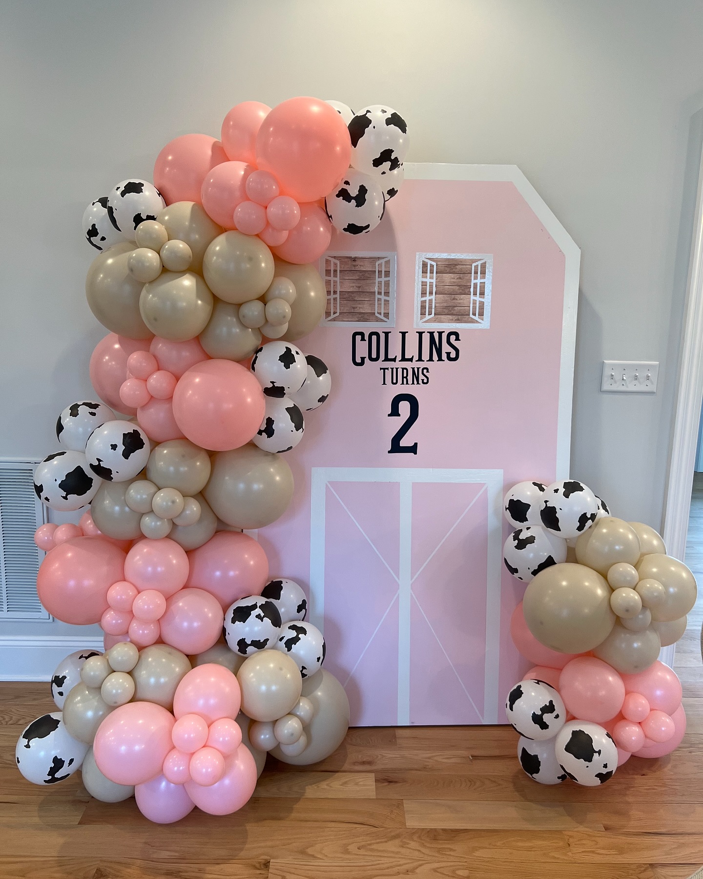 Budget friendly, quick setup, and no breakdown required! Our Ready to Party backdrops have been added to our design catalog and are a perfect option for short setup timeframes. Starting at $380, you’ll receive a white foam backdrop with personalized vinyl and a balloon garland. Or you can have a completely customize foam backdrop a with matching balloon garland, just like the one we created here.