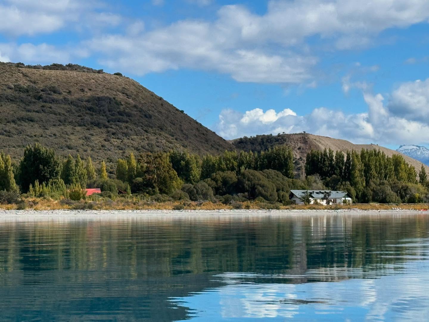 La Naviera desde el Lago