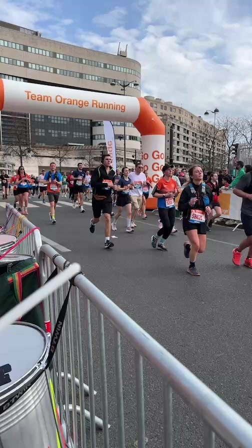 Semi Marathon de Paris - Team Orange Running X FOLA Percussions (partie 3)