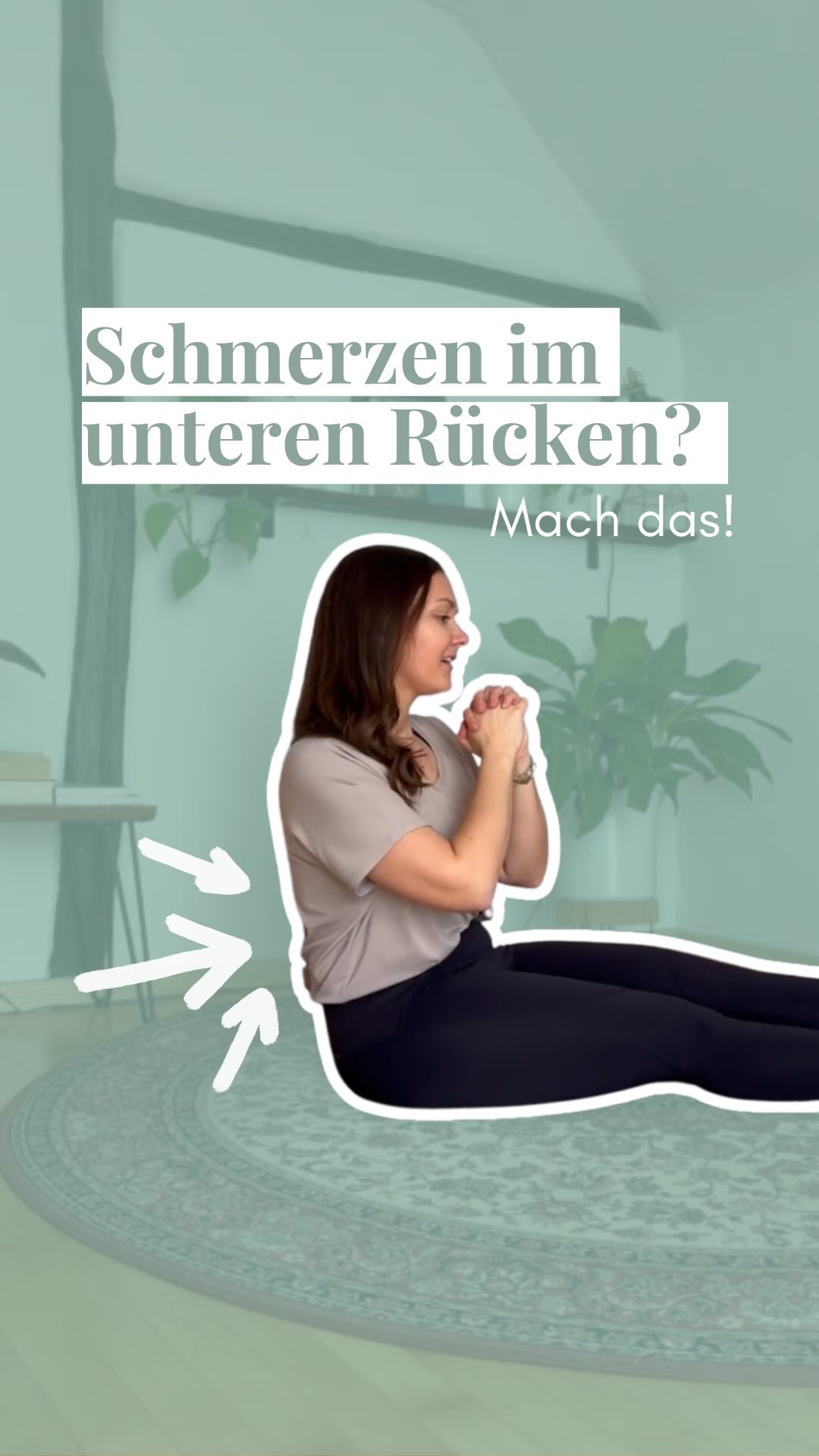 Sanfte Kräftigung für deinen unteren Rücken & Rumpf! Diese Übung kann Verspannungen lösen und Stabilität im Beckenbereich fördern. Perfekt bei Schmerzen im unteren Rücken, ISG, Becken, Hüfte oder Gesäß und Skoliose.
✨ So startest du:
• Setze dich auf den Boden, richte deine Wirbelsäule auf und ziehe dich bis zu deinem Scheitel nach oben.
• Strecke deine Beine oder winkle sie an, wenn es für dich angenehmer ist.
• Verschränke die Hände vor dem Körper – sie bleiben die ganze Zeit in der Luft.
Probier’s mal aus!
P.S. Auch eine tolle und spielerische Übung für die ganze Familie! 🐞🪲
Deine Caro 🌿
#rückengesundheit #beweglichkeit #entspannung #yogatherapie