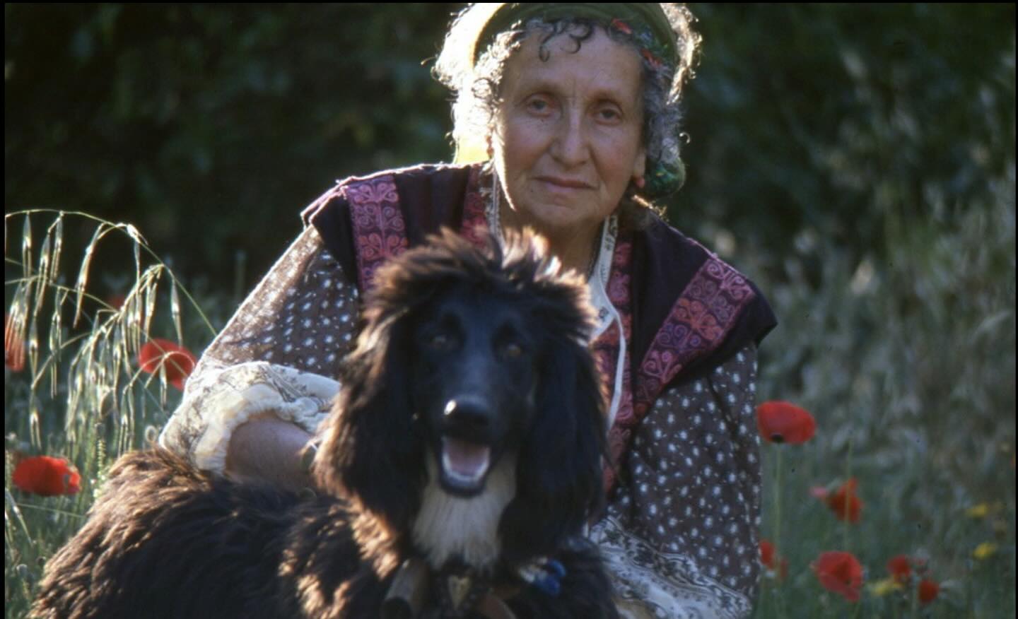 🌿✨ Happy International Women’s Day!
Today, we celebrate the remarkable Juliette de Bairacli Levy, one of the pioneering figures in herbal medicine. Her inspiring journey and dedication to healing through nature continue to resonate with many of us.
Juliette’s story is a testament to resilience. Born in 1912, she faced the challenges of being a woman in a male-dominated field, breaking barriers with her knowledge and passion for herbal healing. Her work not only transformed the lives of many but also paved the way for future generations of herbalists.
I still remember watching “Juliette of the Herbs” when I began my herbal journey in 2015. The film beautifully captures her spirit and determination, showcasing how she overcame societal norms and personal obstacles to share her wisdom with the world.
Let’s honor her legacy today and every day by embracing the power of nature and supporting each other in our journeys. Here’s to strong women everywhere, past, present, and future 💚🌿
#internationalwomensday #JuliettedBairacliLevy #Herbalmedicine #medicalherbalist #Inspiration #womeninherbalism