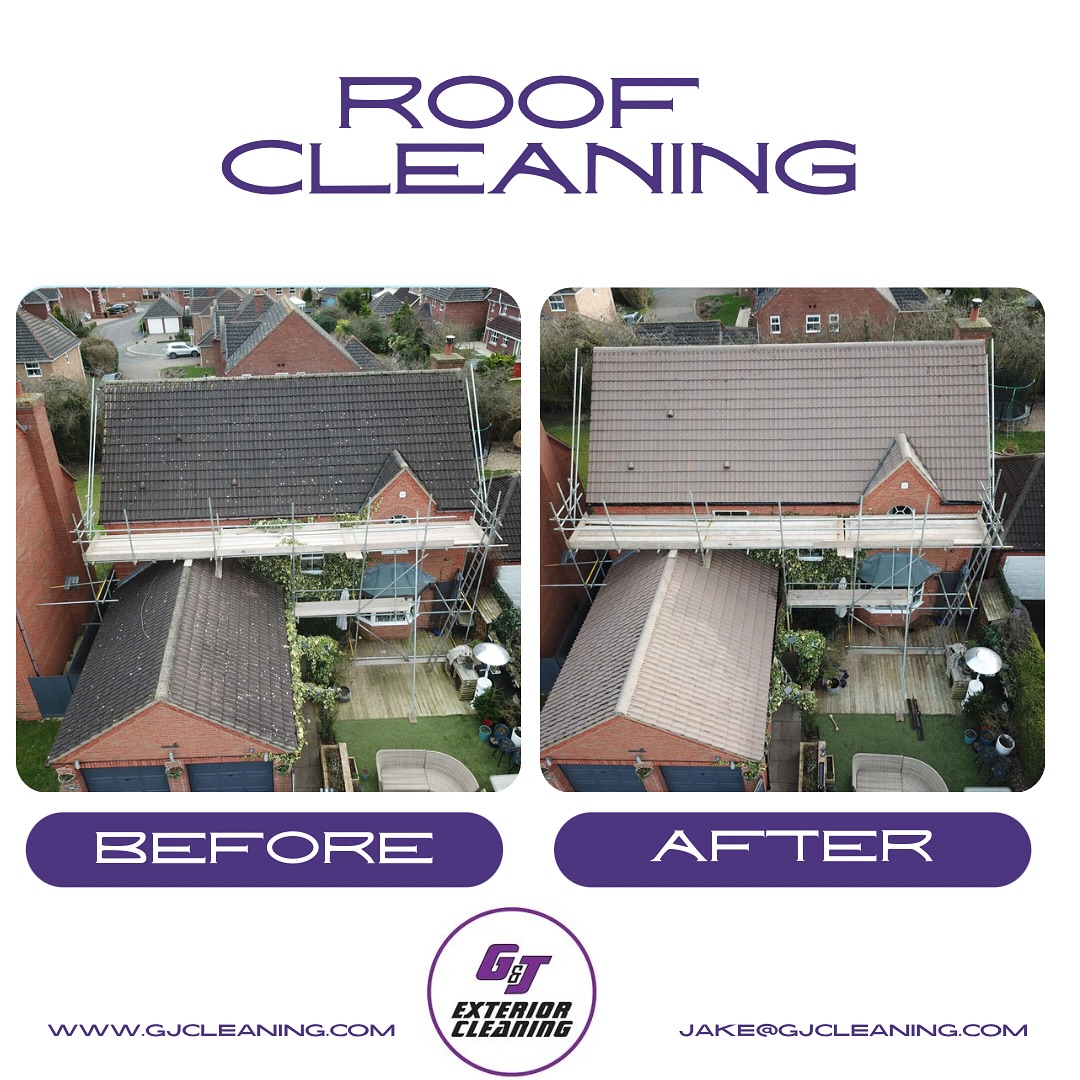 💥ROOF CLEAN💥
Customer wanted to get their roof cleaned before the installation of Solar Panels☀️☀️☀️