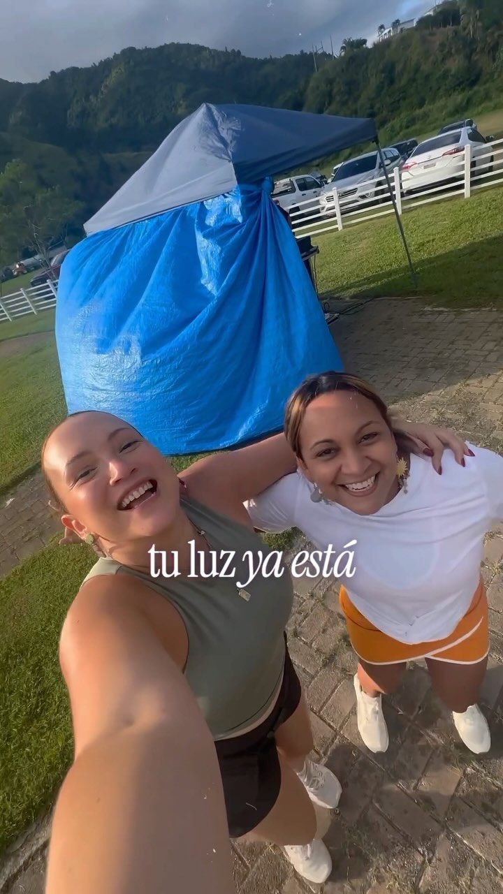 Hoy celebramos a las mujeres que crean, sueñan y emprenden.
Especialmente, queremos reconocer a todas aquellas que han confiado en Iridescence para contar su historia y mostrarle al mundo lo que las hace únicas. ✨
Gracias por inspirarnos siempre con su fuerza, autenticidad y valentía.
✍🏽 Recuerda:
Tú ya tienes todo lo necesario para brillar.
Solo falta que lo reconozcas y lo compartas con el mundo. 💜
#DíaInternacionalDeLaMujer #LiveIridescently #LetTheWorldNotice #MujeresQueBrillan #womansday #iridescence #iridescencemarketingagency #emprendedoras #emprendedora #mujeremprendedora