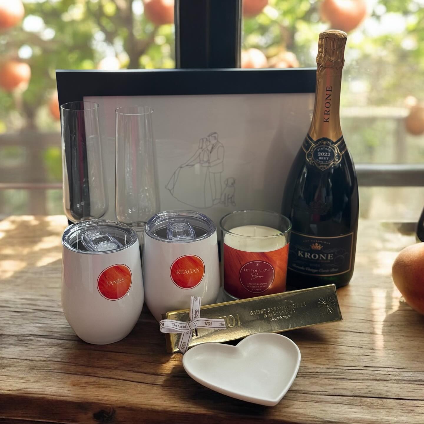 🎁 Engagement Gift Alert! 🎉
This was a build your own box and features personalized tumblers, a bottle of champagne, and a beautiful line drawing of “Mr. and Mrs. to be.” Perfect for celebrating love! 🥂❤️ #EngagementGift #PersonalizedLove #CheersToLove