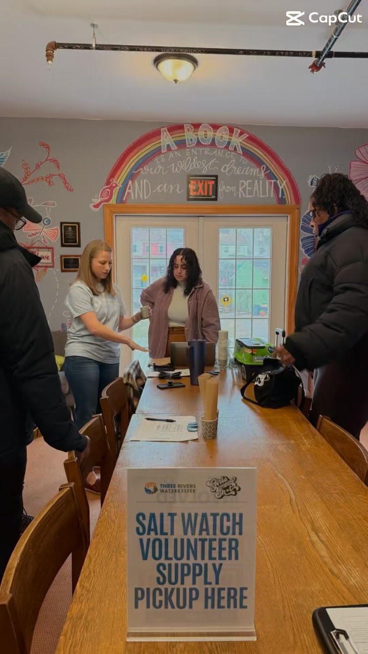 Thank you so much @3rwaterkeeper for collaborating with us on your SALTWATCH volunteer day💙✨ We learned and had so much fun! Thank you for protecting our rivers💙 Make sure to go follow @3rwaterkeeper to keep up with the latest on our 3 rivers!
Also a special shoutout to @jackworthgingerbeer for letting us host our volunteer happy hour at their wonderful establishment✨