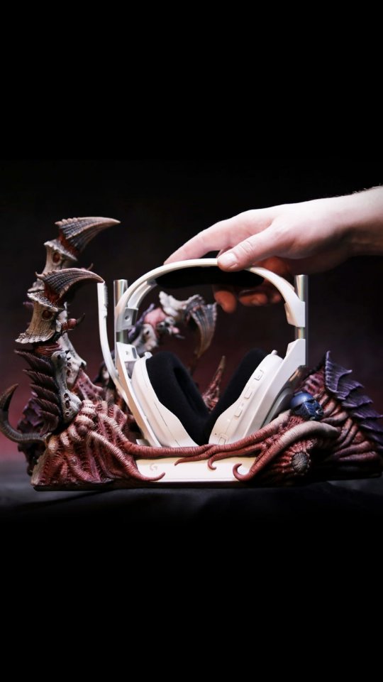 After countless hours of sculpting, refining, and painting, the custom Logitech G Astro A50 X Base Stations inspired by Warhammer 40,000: Space Marine 2 are officially finished! One fierce Tyranid-themed station and one bold Space Marine-themed station. Each crafted with incredible detail to bring the Warhammer universe to life.
This video shows the Tyranid-themed stand. Tomorrow, I'll be revealing the Space Marine version from start to finish - stay tuned!
Huge thanks to @logitechg for this amazing opportunity and to everyone who joined me on Twitch during the process!
Sculpted and painted live on TWITCH.TV/CNOTBUSCH
Main Materials:
- Cosclay (Medium Firm & C2 Clearbond) @cosclayusa
- MSP Paints by Reaper Miniatures
#Warhammer40K #SpaceMarine2 #LogitechGPartner #AstroA50X #Sculpture #PolymerClay #Handmade #Miniatures