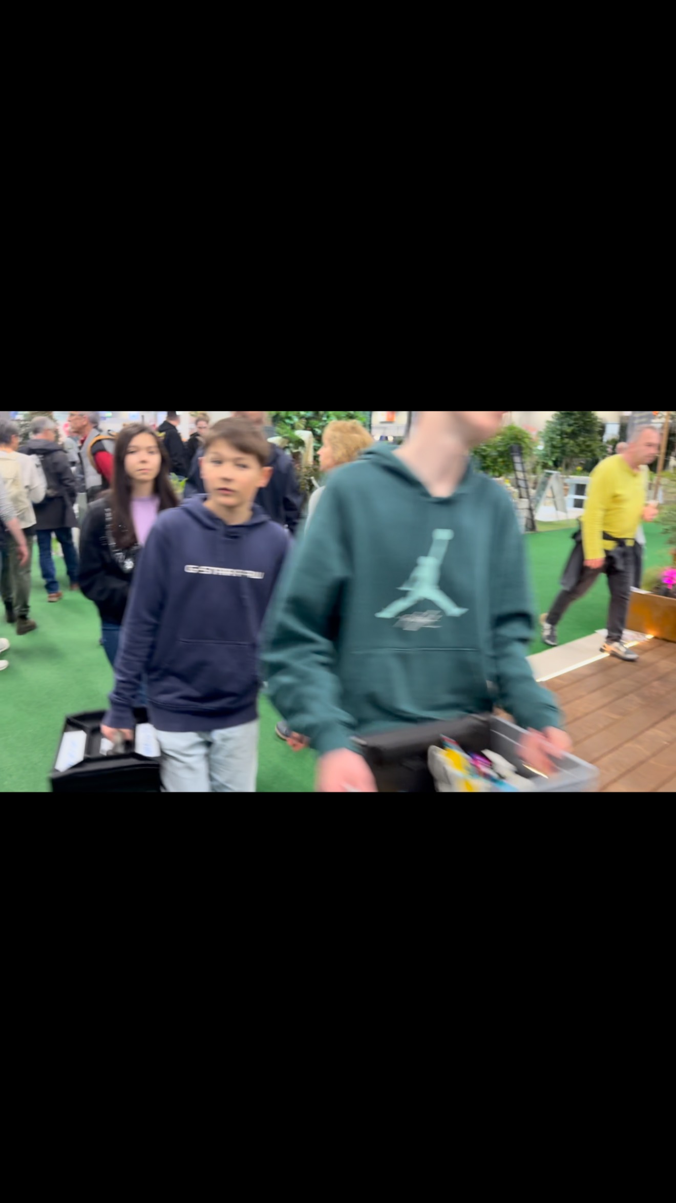 Der 2te Messetag neigt sich dem Ende zu. Es waren sehr interessante Gespräche dabei und wir freuen uns auf morgen.
#gartenundfreizeitmesse #messenürnberg #freizeitmessenürnberg #gartengestaltung #kebony #mysteel #lightpro #techmar #baumschuleschopf #pflanzengabione #emperoroutdoorceramic