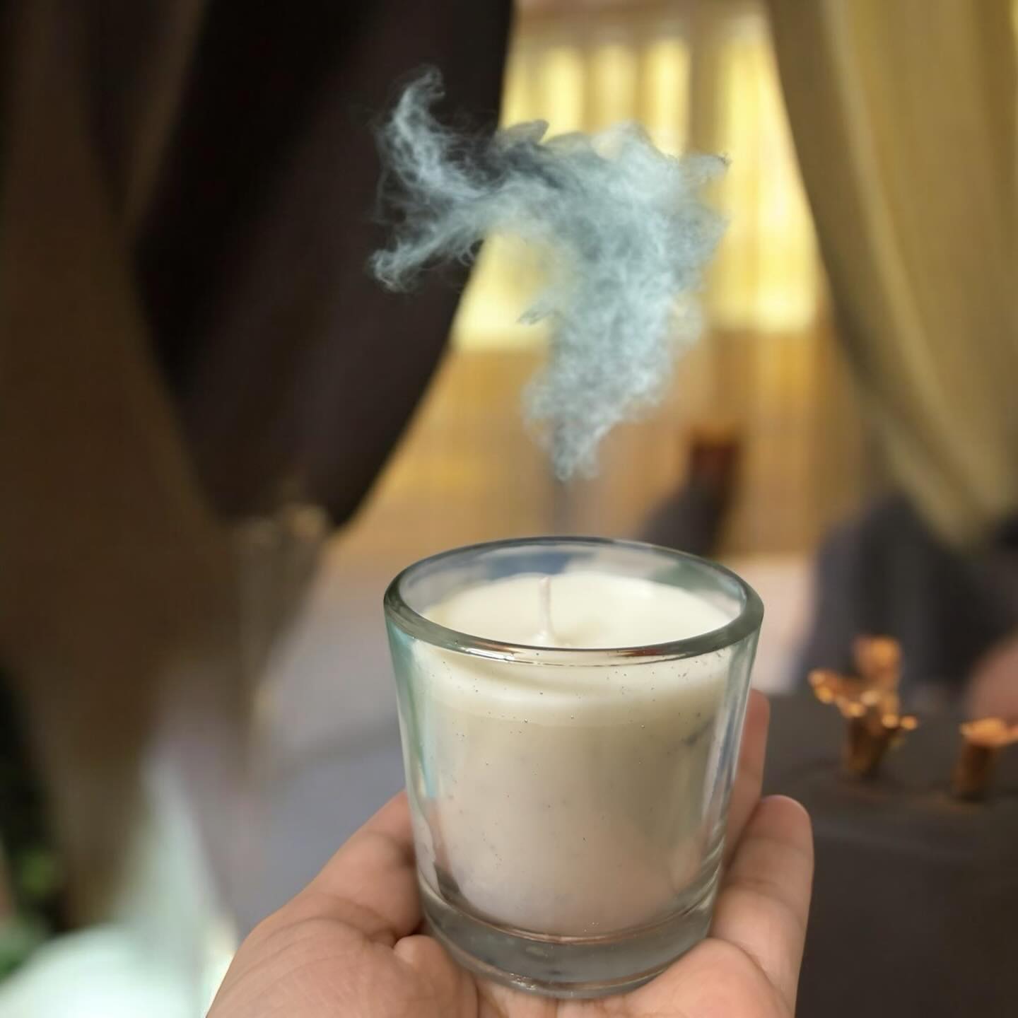 “A scent that speaks luxury. 🖤✨”
Let the deep, mysterious aroma of Black Oud fill your space with warmth and elegance. Rich, woody, and smoky—this handcrafted soy wax candle is the perfect way to indulge in calm & sophistication.
🔥 Long-lasting, clean burn
🌿 Infused with premium Black Oud fragrance
🕯️ Creates a cozy, luxurious ambiance
Let the scent linger, even after the flame fades… ✨
DM to order yours today! 💌
#BlackOud #LuxuryCandles #HandcraftedWithLove #SoyWaxCandles #AestheticVibes #verahandicraftstore