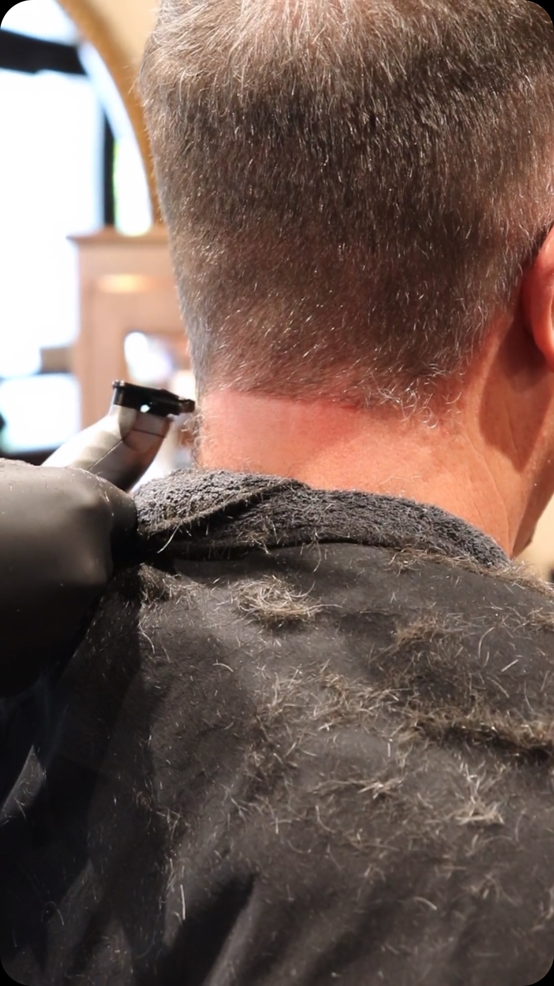 It’s all in the details to look and feel your best 💈Haircut by Cristian
•
•
•
•
#bostonbarber #barbershop #barberconnect #bostonma #massachusettsbarber