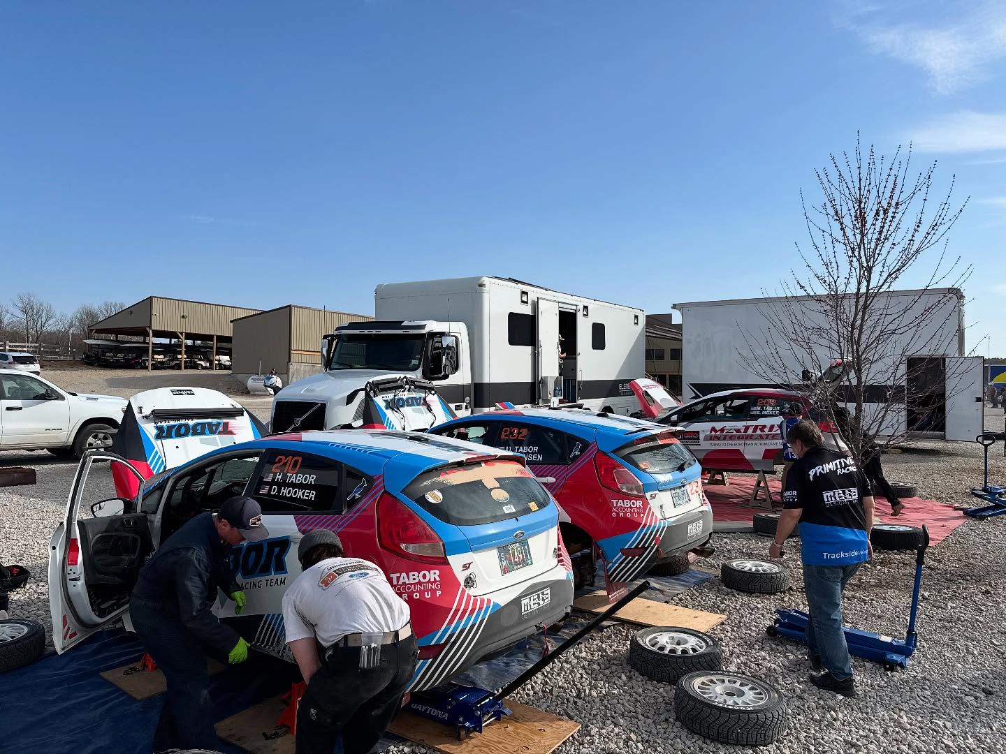 Cars in for a very windy service! Tornado Watch has been issued!