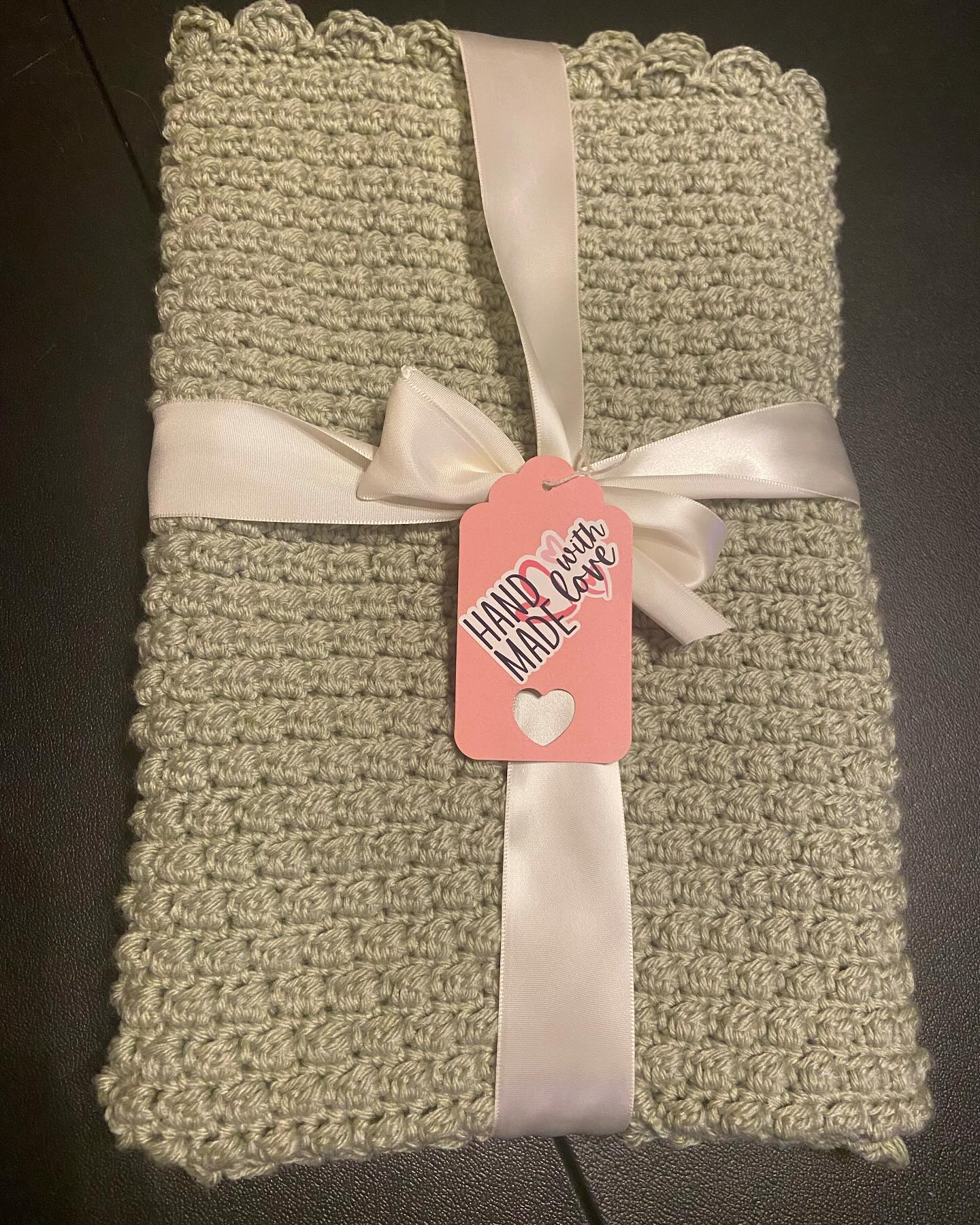 I love making these adorable baby blankets! This one is on its way to a sweet bundle of joy.
I make these in several light baby colors so check them out or share with someone who’s expecting!
https://encydesigns.etsy.com/listing/1857948650
#babyshowergift #babyblanket #nursery #swaddleblanket