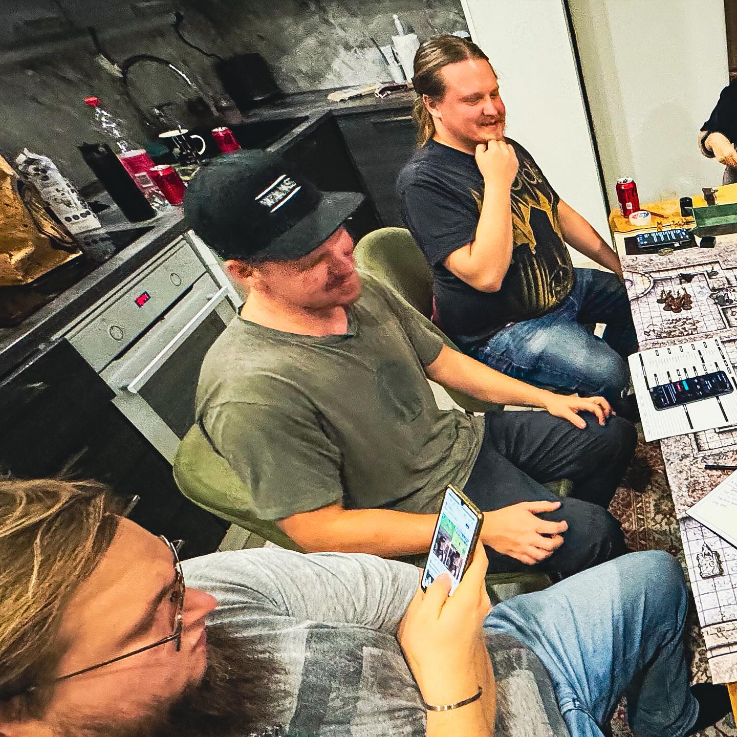 In februarys Sunless Citadell session the group managed to talk their way out from the fight against the white dragon wyrmling..they promised to clean the hallways of the citadel from the vermins which happens to be goblins and the kobolds who also habit the halls and rooms of the citadel! #dungeonsanddragons #dnd5e #dnd #sunlesscitadel #faerun #faerûn #swordcoast #tabletoproleplayinggames #ttrpg #ttrpgs #dungeonmaster #dmlife #gamemaster #gamemasterlife