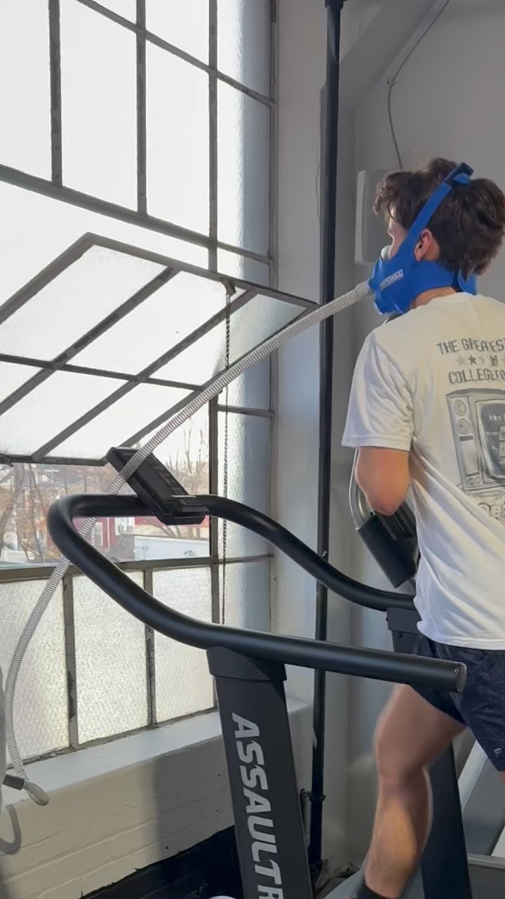 #pipehitter “Train smarter, not harder. Altitude training increases your red blood cell count and oxygen efficiency, helping you run longer, push harder, and recover faster.”