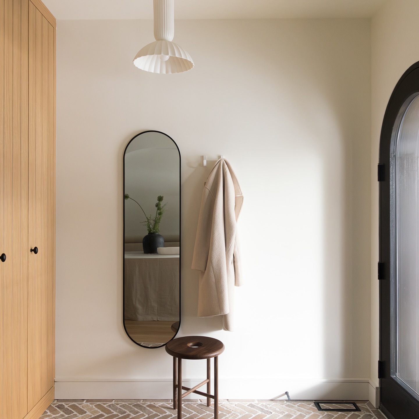 Dreamy entryway
📷 @dhorvathphotography