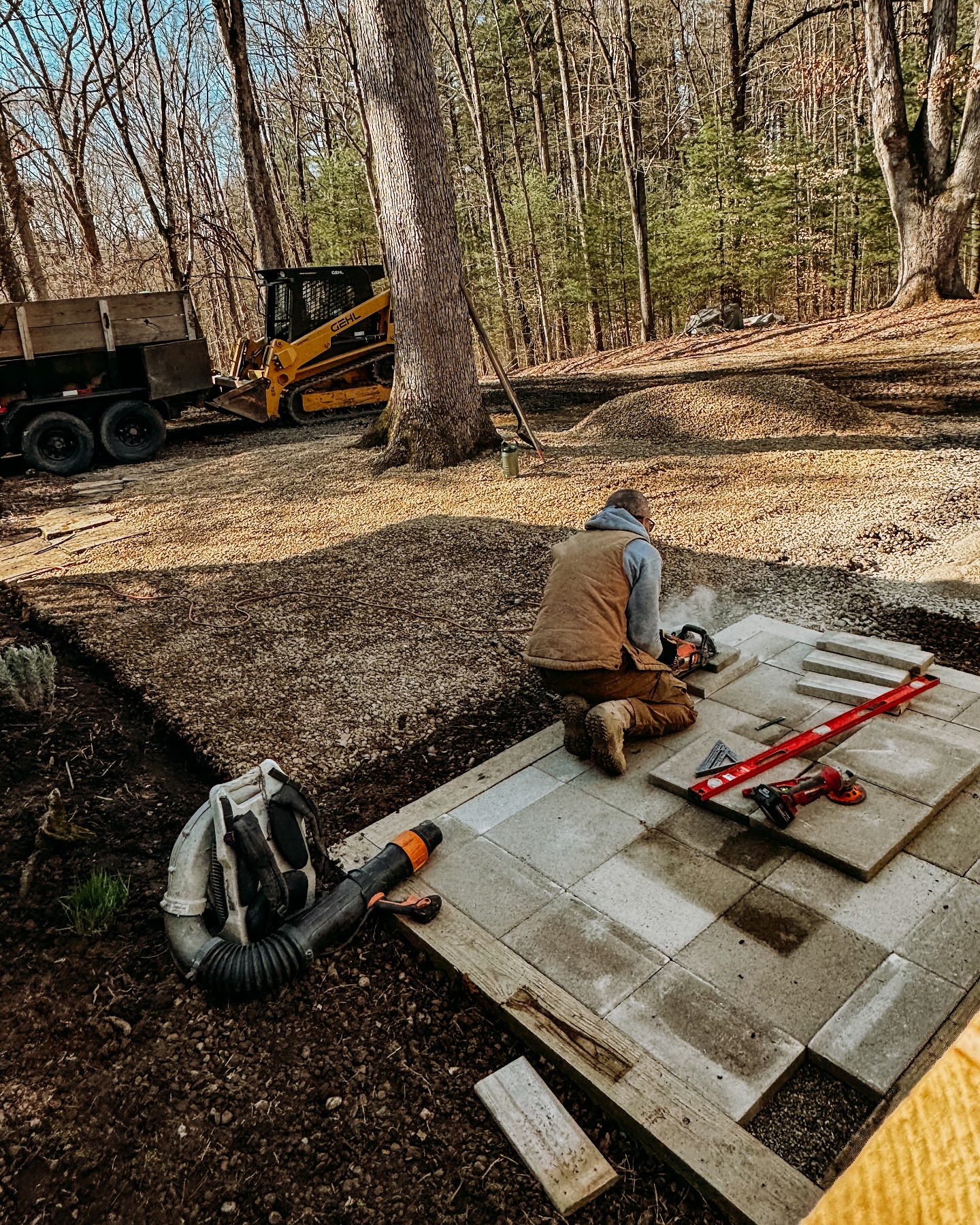 Every project is a chance to transform an outdoor space into something better. It’s a beautiful day to build, create, and make a difference. Let’s get to work!
#BeforeAndAfter #LandscapeTransformation #OutdoorMakeover #YardUpgrade #CurbAppeal #LandscapingBeforeAndAfter #GardenRevamp #HardscapeDesign #LawnMakeover #DreamYard #OutdoorLiving #BackyardGoals #LandscapeDesign #GreenSpaces #FreshTransformation