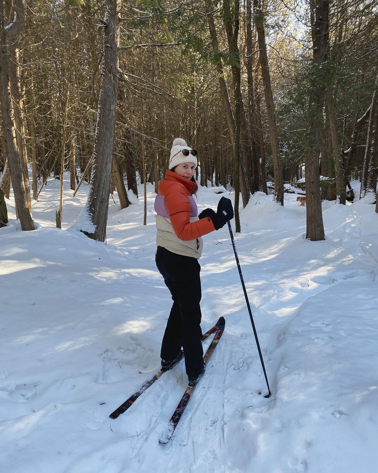 Fresh air 👌
Getting outside daily is a non-negotiable for my health and cross-country skiing is a great low impact workout that I enjoy! 🎿
Getting outside (even if just for a short time) is calming to the nervous system and can help support your body’s circadian rhythm for better energy and sleep! ☀️
What’s a daily non-negotiable for you?