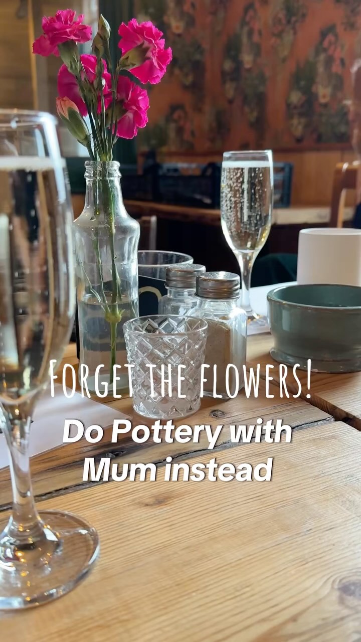 Pottery, pints, and a whole lotta love for Mum! 💕 Spin some clay, paint a pot, and indulge in treats that’ll make her day. Get ready for the most memorable Mother’s Day ever! 🌸✨
📅 Saturday 29th March
📍 Fountain Head
⏰ 12pm & 2.30pm
🎟️ Limited spots available — book now via our website!
#mothersday #creativeevents #potteryandpints