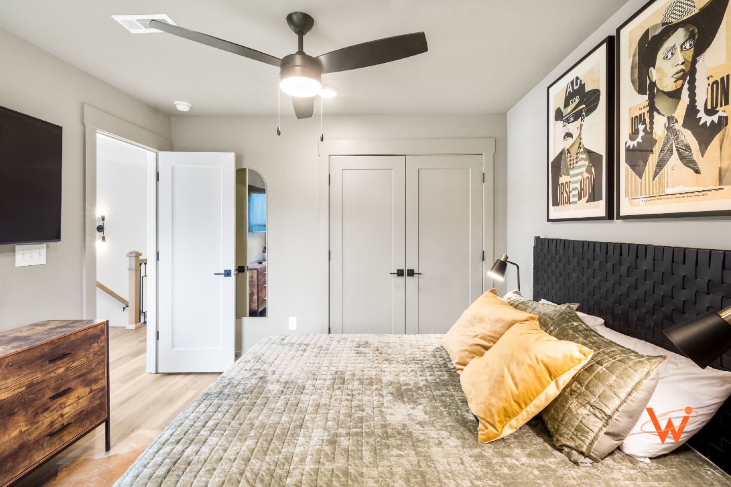 Turn your listing into a showstopper with our expert touch! Work with WATTSi ✨ https://www.wattsi.com/
#3dtour #realestate #realestatephotography #nashville #photography #nashvillephotographer