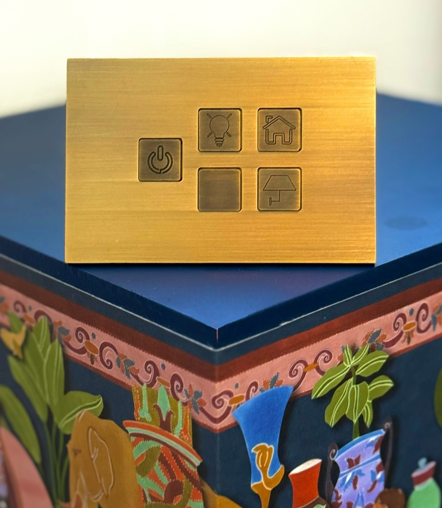 À chaque intérieur son interrupteur sur-mesure 🎨
#6ixtes #6ixtesinterrupteurs #interrupteur #ateliersdefrance #savoirfaire #artisanat #artisanatfrancais #artisans #architecture #luxe #decorationinterieur #decoration #interiordesign #interiordecor #homedecor #design #craftmanship #homedesign #interiorarchitect