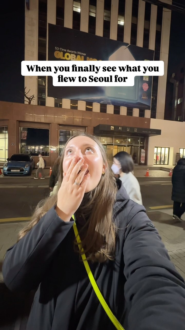 The new Seoungsu location of @oliveyoung_global was everything and more ๐ค #seoul #oliveyoung #seoungsu #koreatrip