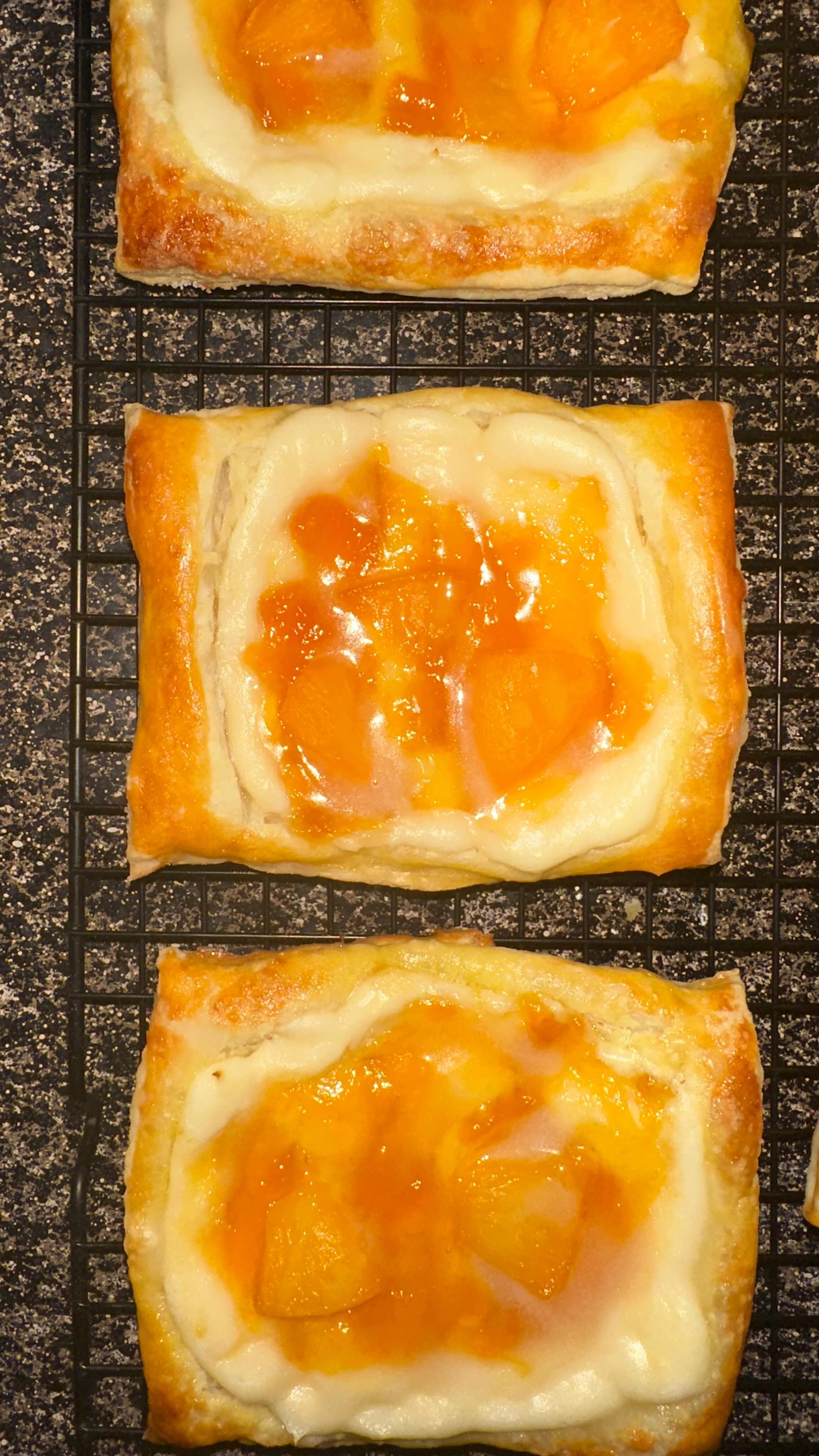 Sweet Peaches & Cream Cheese!! 😯🫢 It’s a Peach Cheese Danish! 😋🍑
Just 1 of 4 items I will be having at my booth for my next event in APRIL 4th!! ✨
Location & Time to be updated soon so keep an eye 👀 out for it
xoxo Cherise 🩷
•
•
•
•
•
•
•
#BakedGoods#HomeMade#SoftCookies#ForYou#fyp#packagedorders#trending#SupportSmallBusinesses#cookies#Fresh#DallasTexas#TexasPastries#CustomOrders#MustTry#Baker#Barkernearme#buttercream#frosting#filling#filled#partnershipsopen#cake#Birthdaycake#Oreo#hershey#selftaught#Baker#events#explorer#explorerpage#cupcakes