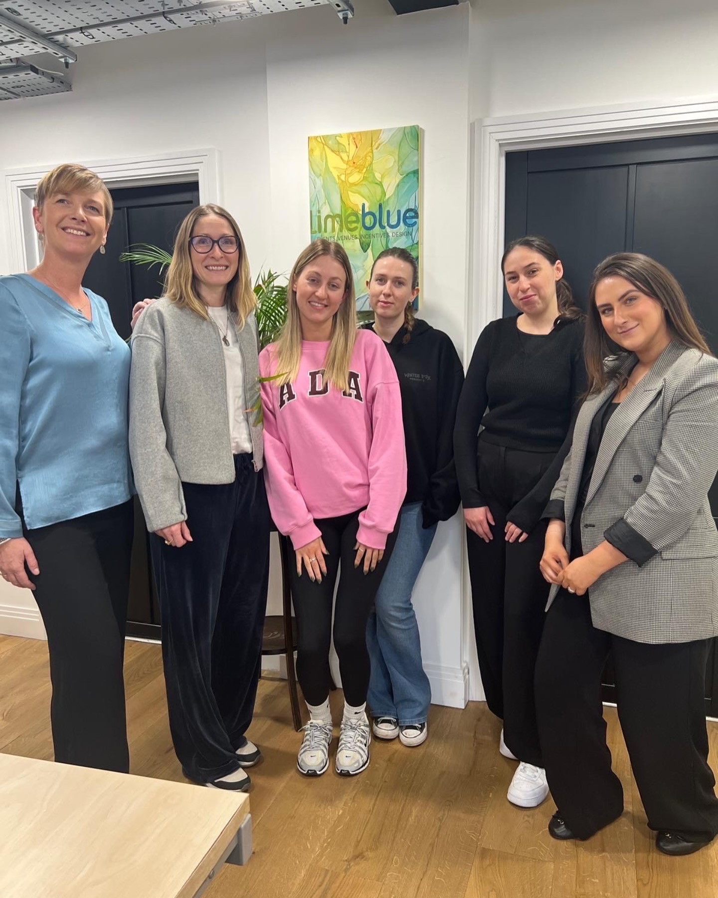 Today Vine Tree Connections brought their Irish collection to showcase their beautiful hotels.
Just in time for St Patricks day next Monday! ☘️🤩
.
.
.
#limebluesolutions #travel #hotels #events #design #venue #live #virtual #production #av #incentives #rewards #client #sitevisit #uk #successful #LuxuryHotelsUK #venuefinding #eventprofessionals #eventprofsuk #berkshire #cookham #creativesolutions #eventstyling #lifestyle #team