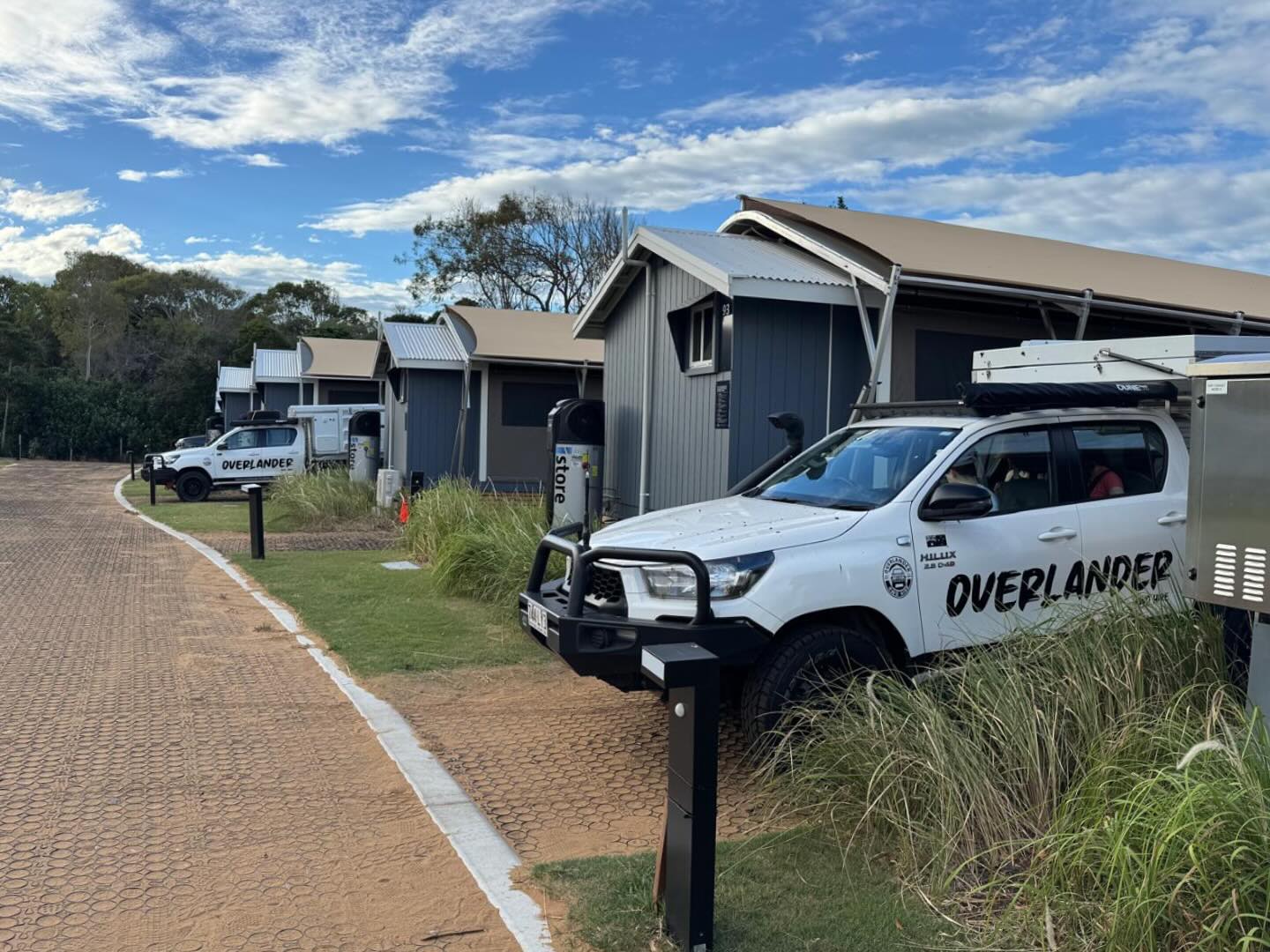 When you check-in to get away from Cyclone Alfred, and your neighbour is a fellow Overlander. 😆🙌🏾 🚙
#queensland #bundaberg #campgroundvibes #cyclonealfred #overlanding4x4 #toyota #hilux_4x4 #campingaustralia #campparty