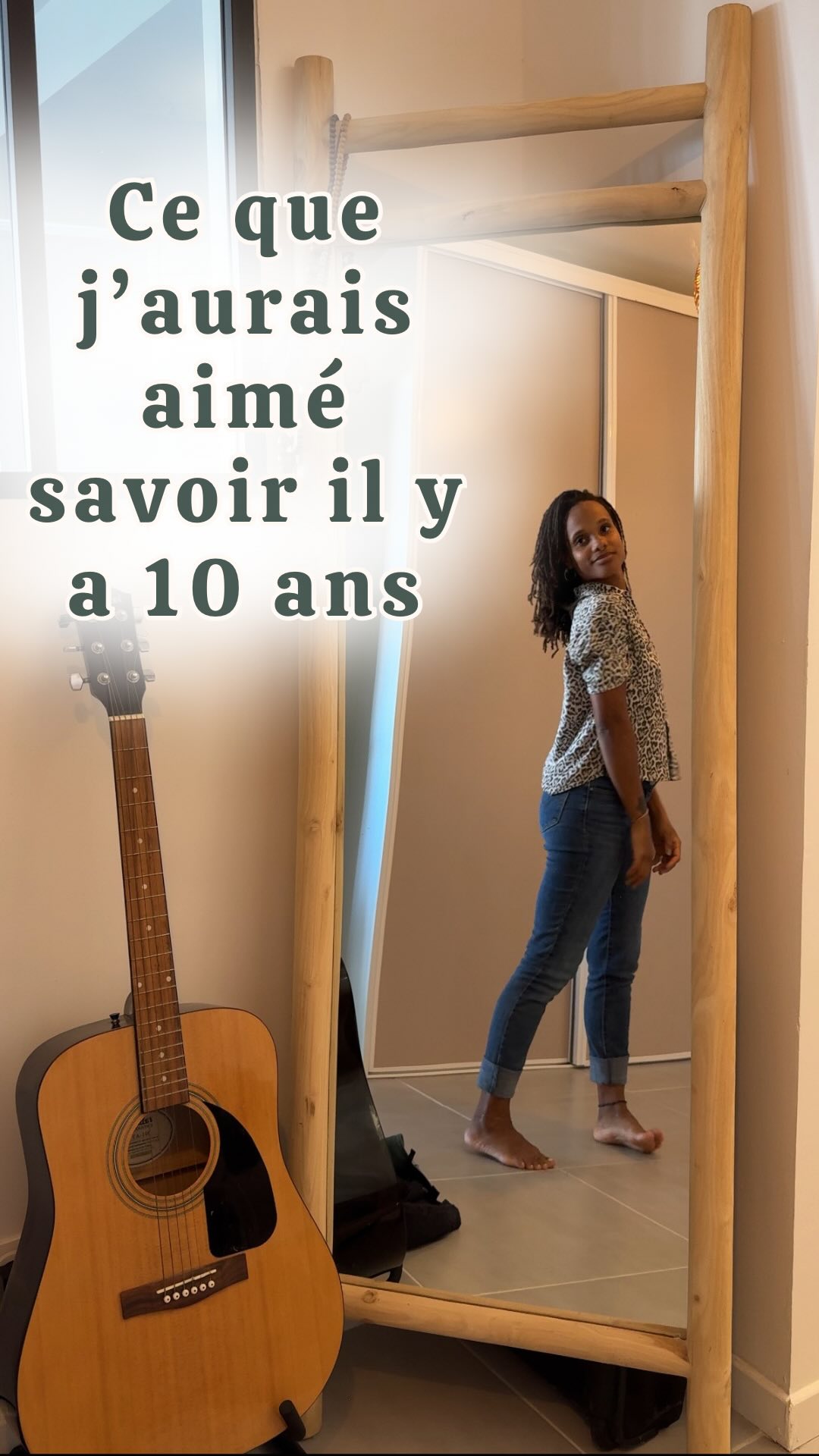 Il y a 10 ans, je pensais qu’il me manquait quelque chose pour me sentir plus épanouie…
une nouvelle habitude, une meilleure organisation, plus de discipline, une autre formation, un autre mindset. 🤯
Je cherchais LA solution magique, celle qui me ferait me sentir enfin confiante, alignée, sereine.
Puis j’ai compris :
✨la solution n’était pas à chercher… elle était à créer.✨
Je pouvais façonner la vie et l’équilibre que je voulais, et arrêter de reproduire la vie de celles qui semblaient avoir tout compris 😏
Mais pas seule.
J’ai dû apprendre à me poser les bonnes questions, à me recentrer sur mes désirs profonds, et surtout… à m’autoriser à demander de l’aide.
Aujourd’hui, c’est exactement ce que j’aide mes clientes à faire.
👉🏽 À arrêter de chercher ce qui leur manque et à commencer à construire ce qui leur correspond vraiment.
💬 Dis-moi en commentaire : qu’est-ce que tu aurais aimé comprendre plus tôt ?
#entrepreneusesereine #alignement #oserchanger #mindsetentrepreneur #leadershipféminin #développementpersonnel #oserêtre #changementdevie #épanouissement #confianceensoi