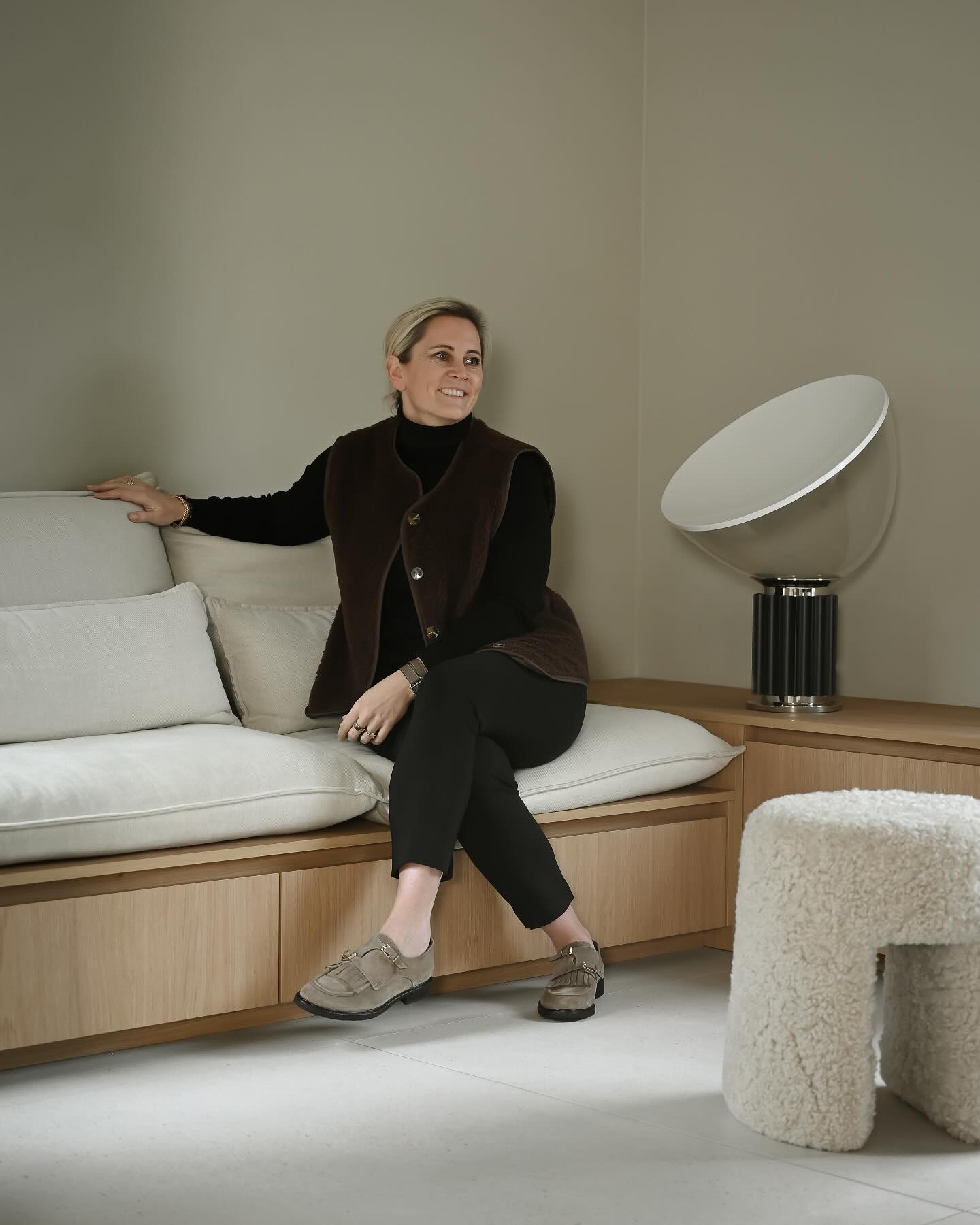 “Every detail is intentional”
Lexi Beckord Interior Design stands for unique designs with character, and we believe that every detail matters.
We believe that thoughtfully designed spaces have the power to transform lives. Our purpose is to craft interiors that not only reflect our clients’ personal stories but also enhance their well-being and daily experiences.
By blending timeless design with bespoke details, we aim to create environments that both feel inspiring and uniquely personal.
Lexi Beckord // Lexi Beckord Interior Design