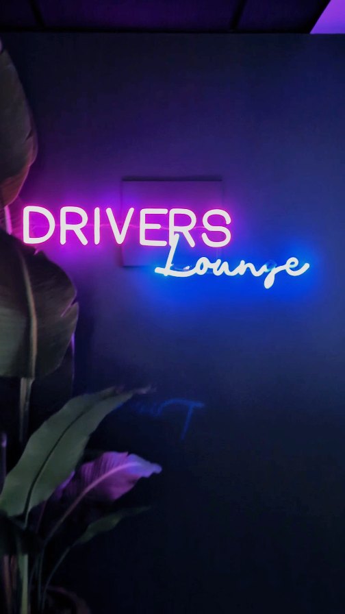 Sure seems like I keep doing Porsche things ๐
I got the opportunity today to check out the @porschestudioportland with @antonioautogarage and we talked about hosting another @avants_portland x @antigravitybatteries session, maybe here!
Either way, I know I need to keep my eyes open for the next Avants Portland event hosted here because this place is just way rad. Basically, it's one of the coolest spots I've seen recently for Porsche and really, car enthusiasts alike.
@avantsofficial @fln_sema
#Porsche #AntigravityBatteries #Avants #PDX #Cars #Porschestudioportland #Learn #Mancave #Rad #lounge