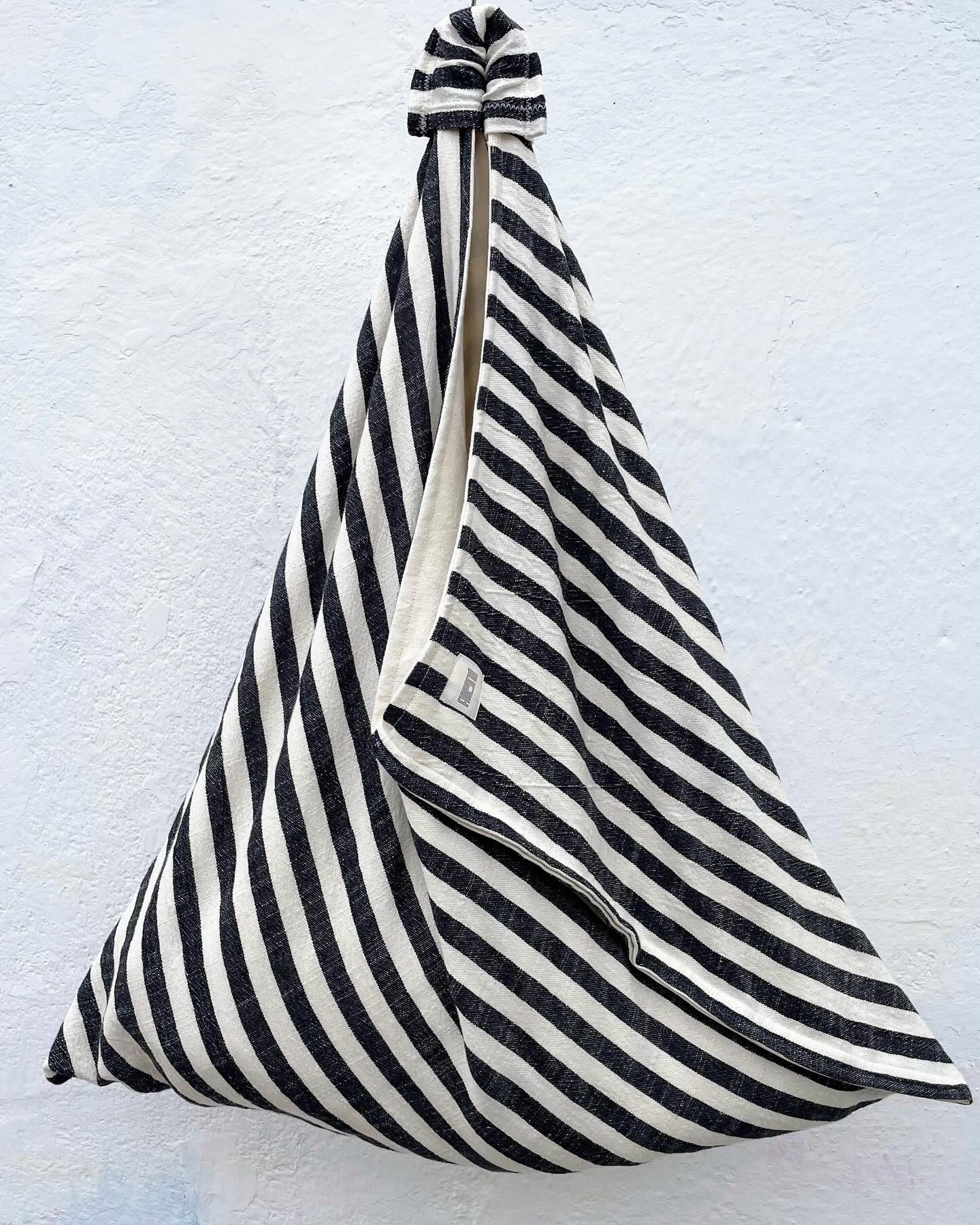 NIGHT BAG 🖤
#handmadegoods #handwoventextiles #fairtradefashion