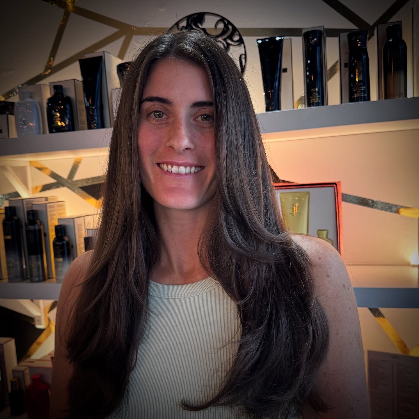 🌟 Celebrating Our Longtime Guest! 🎾🇨🇦
Today, we want to shine a spotlight on a very special member of our salon family! For years, she has graced us with her presence, and we couldn't be more grateful. Not only is she a loyal guest, but she is also an incredible athlete representing the Canadian National. @beccamarino Haircut by Stacy @hair_issues
#TheRushFamily #TennisChampion #CanadianNationalTeam #Grateful #SalonLove
what do u think?
#haircut #hairiasues #rushsalon #vancouversalon #vancouverhair