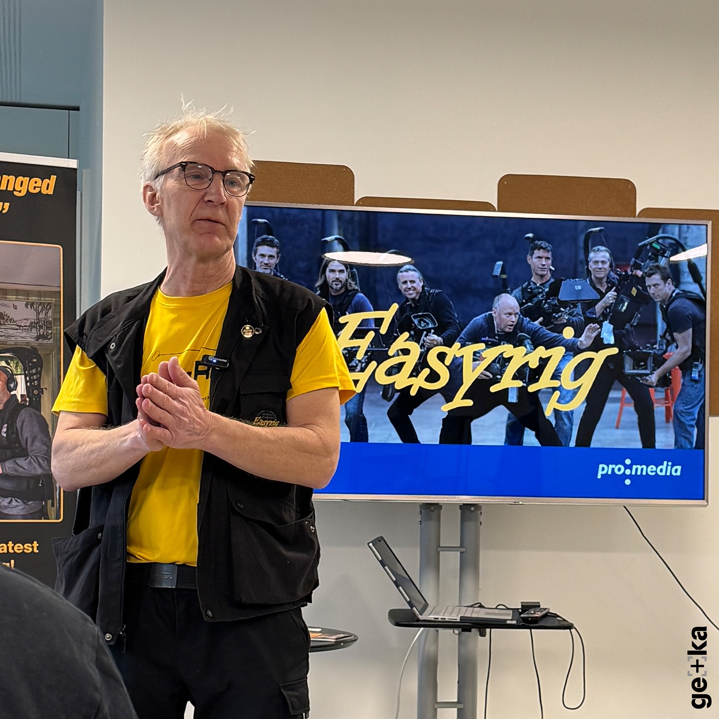 🎬Easyrig-Workshop in Wien bei Promedia.
🙌Es war großartig, alles ausgiebig zu testen und wertvolle Erfahrungen auszutauschen.
Ein Dankeschön an @promedia.at und @easyrig , ganz besonders an @weitblickfilm , dass wir eure privaten Rigs ausprobieren konnten.💪
Auch Danke an @steadi_habanero für die tollen Fotos!
#easyrigworkshop #easyrig #filmmaking #networking #behindthescene #promedia #gekafilm #vienna #broadcast