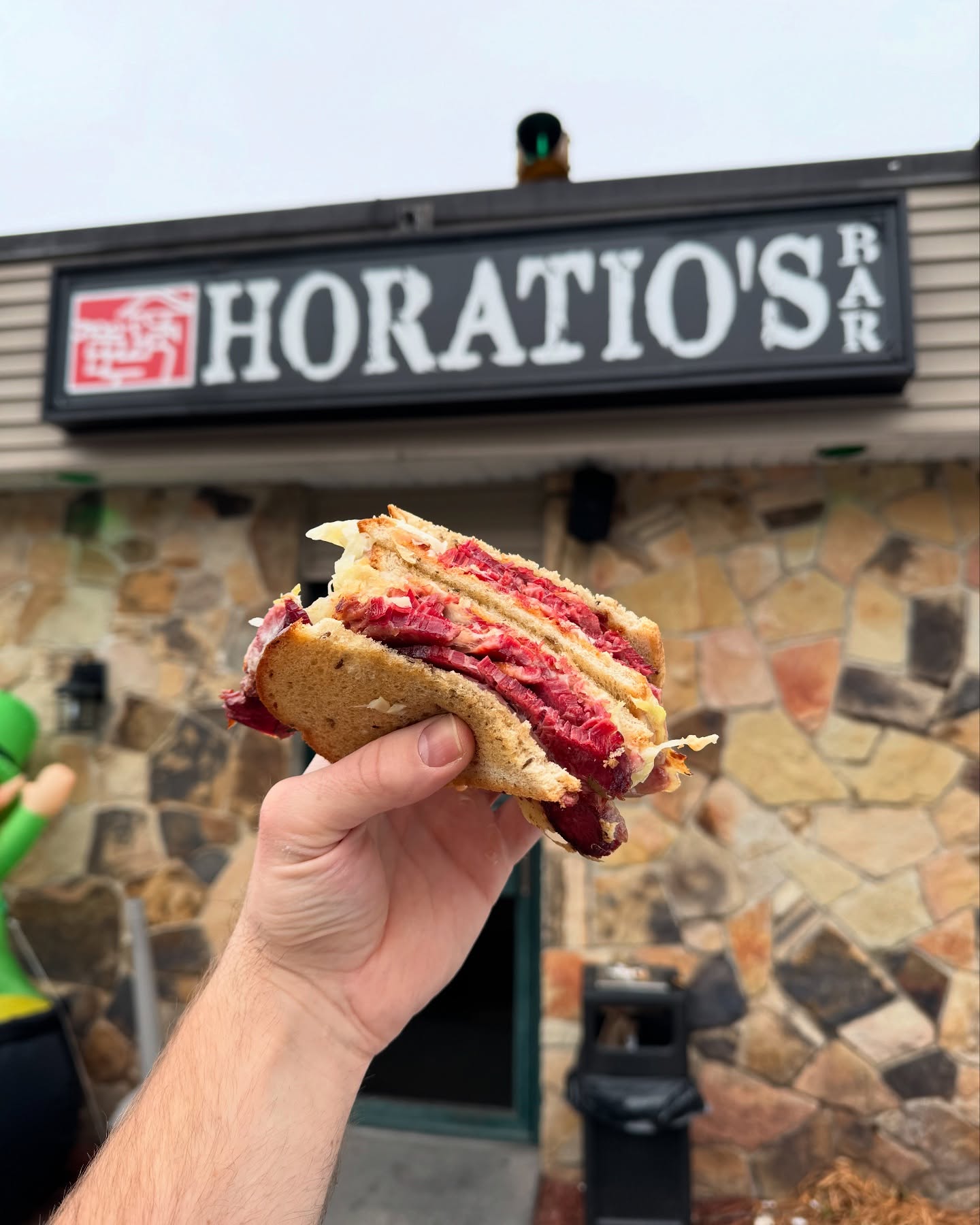 I think we’re all feeling a bit luckier today! 🍀🍀🍀 Corned beef sandwiches being served noon to 8pm today by chef Allie Knapp! Drink specials all weekend! 🌈🌈🌈