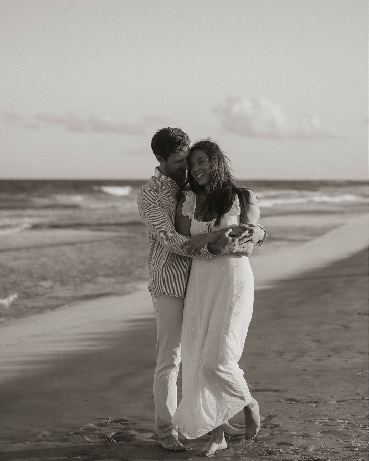 Such a gentle & soft love shared between these two ๐ค & itโs a must to pass on their polaroid idea because it was so cute! For every milestone or big memory they have they write on a polaroid photo and add them all to the same album. We got to add a special one from their engagement shoot :โ) but itโs full of memories from their whole relationship ๐ซถ๐ผ think I might need to steal the idea!!