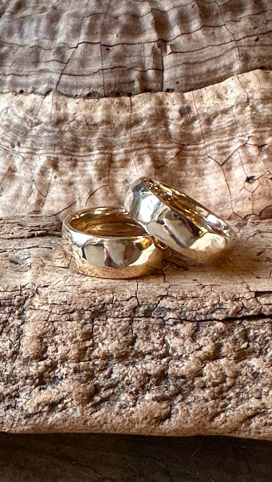 This studio - the place where it all happens - a place where you either come to carve your own ring, wedding band, or to dream up the perfect piece that matches the moment that you are in. ✨ Elevating the piece to a moment in time where it’s an experience and an exchange of ideas. Creating and making art together and being more intentional in the process of getting a piece that symbolizes your life or life with another. ❤️ These days when everything is so easy and instant to obtain, slowing it down a little and creating an experience solidifies the memory. This is the place where me and my crew do it all - I hold classes, riff with people looking to create magic in metal, make the work, Eric makes the machines, and our little dudes explore the work they can do with their hands, and wheels. 🤪 It’s the dream that I always imagined, where I get to work with people closely, making them pieces that will ride along with them through all the adventures and make them feel good. Always an adventure in this little corner of Brooklyn.❤️ #customjewelry#madeinnyc#sculpturaljewelry#katherinelincoln#nyc