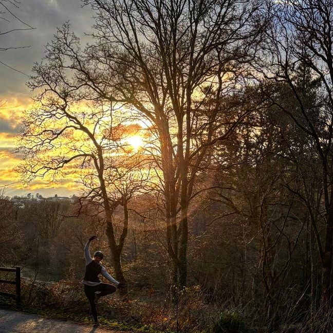 Let the sun rays rest on your skin and warm your soul.
The last extended class of spring is Sunday 30th March, message to save your space
.
.
#plymflowyoga #yoga #yogapractice #flowyoga #vinyasa #vinyasaflow #yogaclass #plymstock #plymouth #yealmpton #yealmptoncommunitycentre #brixtondevon #southhams #devon #springsun #springsunshine