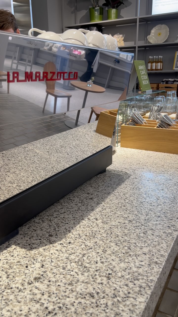 ARKET har ny maskin ✨
@arketofficial
@lamarzocco
.
.
.
.
.
.
.
.
.
.
.
.
.
.
.
#lineamicra #lamarzoccohome #coffee #homebarista #rrebelworks #specialtycoffee #specialkaffe #handmadeinflorence #rrebel #lamarzocco #hökarängen #lineaclassic #arket #friday #rrebeltech #espressomachine