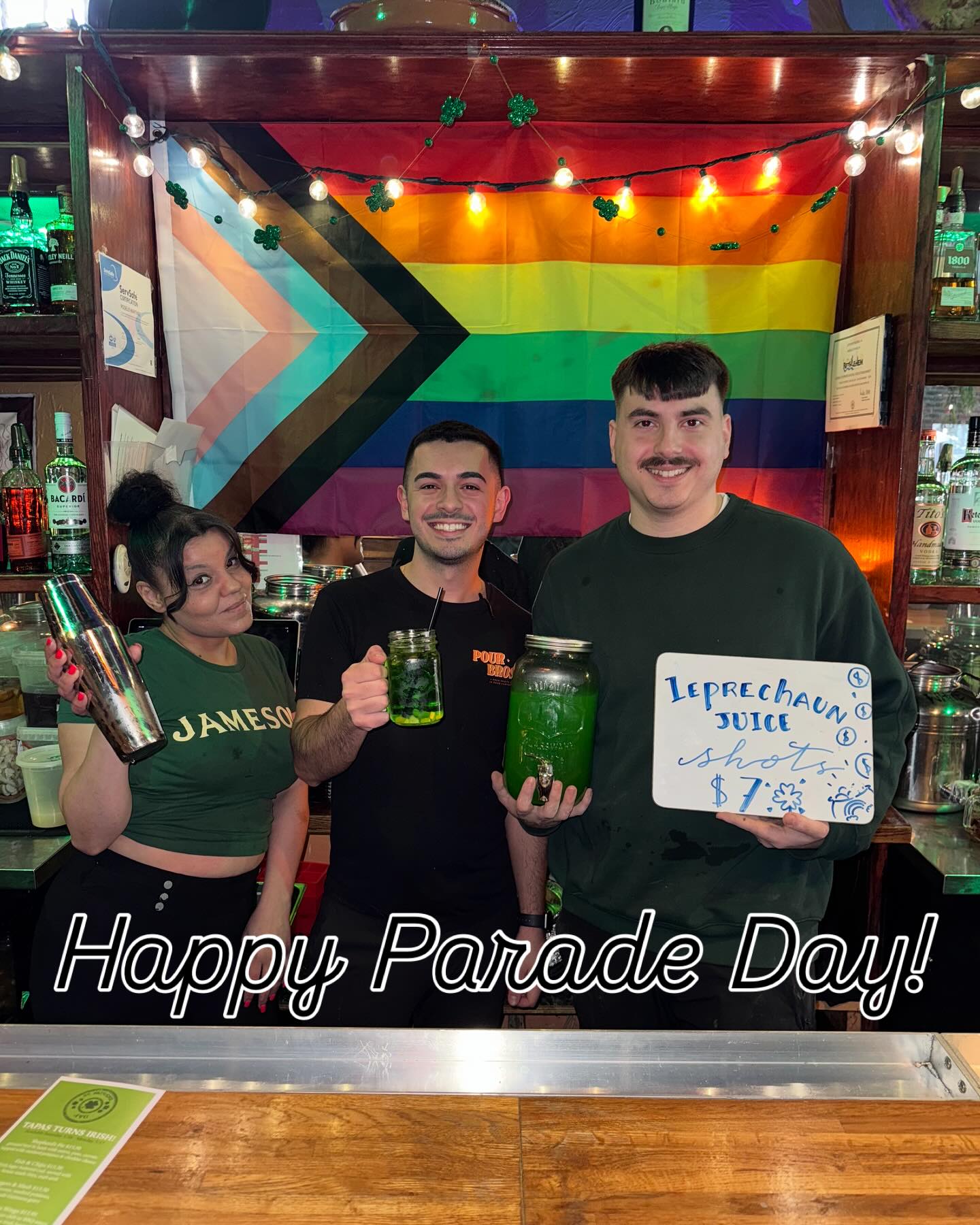 Tapas Turns Irish! โ๏ธ #paradeday #stpaddys #mainstreetbethlehem