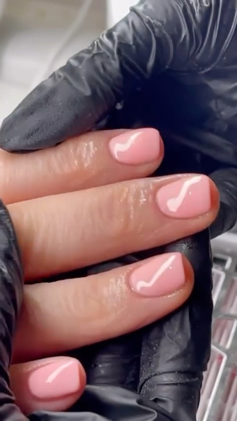 Prep is key 🔑 ✨
Here at Serenity Spa to help achieve a professional looking finish with fewer imperfections we put 100% care and attention in to preparation. The results look and last so much longer with no lifting meaning you can get up to 3 weeks out of your nails.
#nailsofinstagram #nails #biabnails #biab #beautysalon #beautysecrets #manicure #nailsaddict #gelnails #nailpreparation