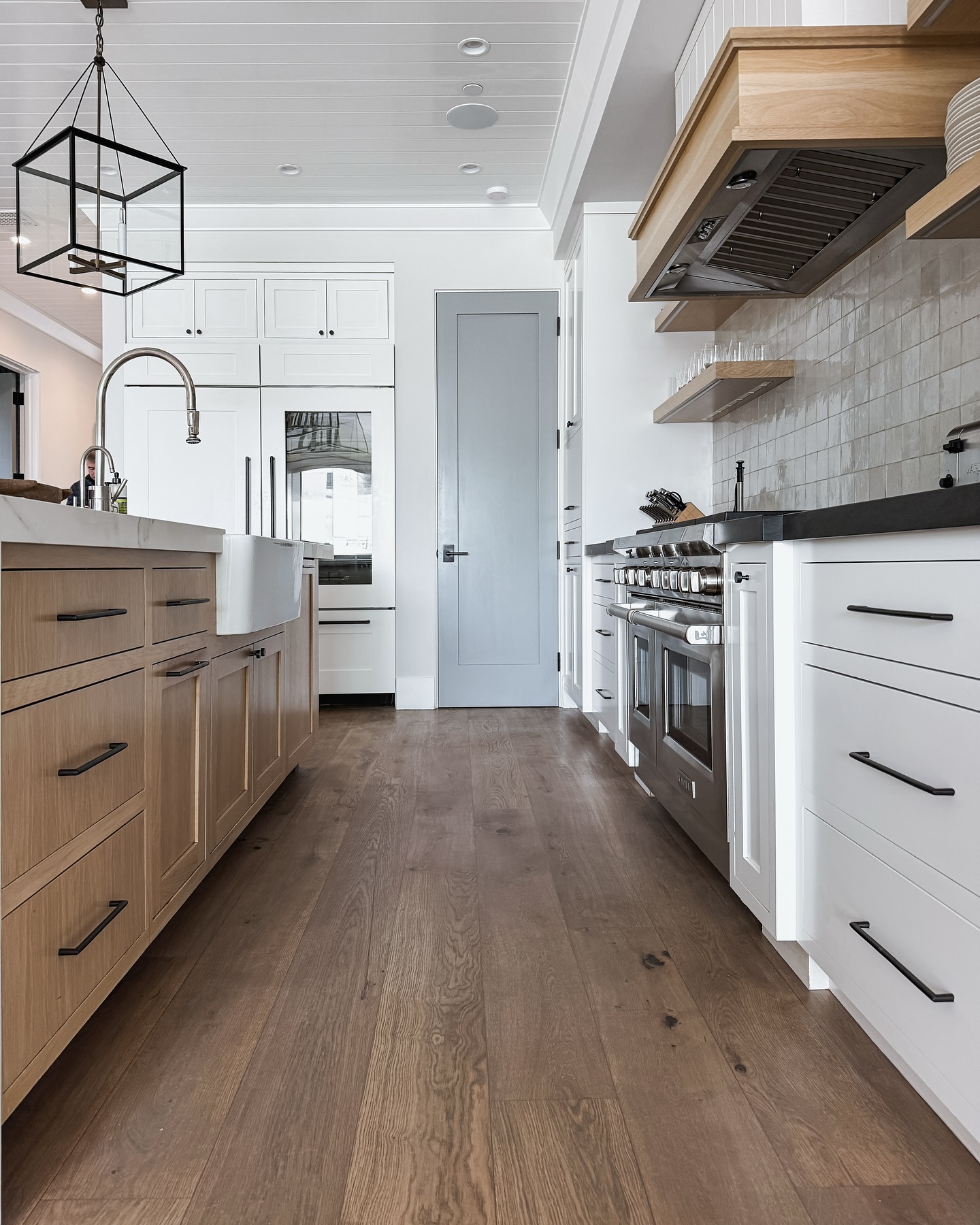 We are proud to showcase our latest project—refinishing engineered hardwood floors in Newport Beach, CA for our partners at @pacasohomes. Given that the kitchen is a high-traffic area where cooking takes place, the floors had suffered from significant oil stains and wear over time.
Our goal was to restore their original beauty without compromising the integrity of the engineered hardwood while also ensuring a seamless color match.
Thank you for trusting us with this project!
For estimates:
www.russflooring.net | 949-312-8303
Photo: @rawwwmedia
#russflooring #flooringstore #floorinstallation #hardwood #laminate #vinylplank #carpet #floorleveling #spcflooring #interiordesign #remodeling #homeimprovement #newportbeach #orangecounty