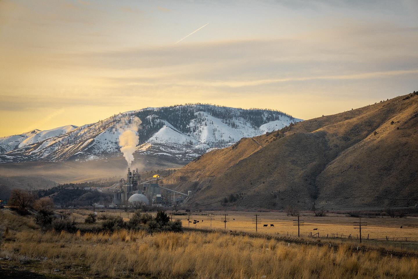 Epic drive to Denver to shoot a pilot #landscape #concrete #mountains #beauty