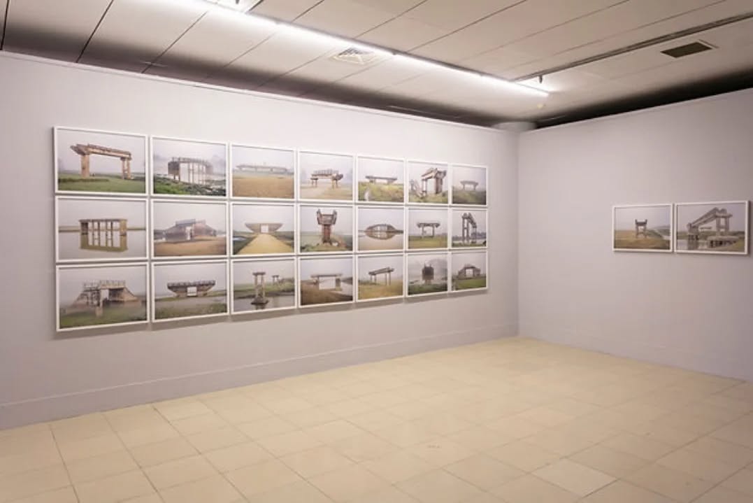 #ThrowbackThursday
Today, we look back at the work of our SAA 2023 winner, Md Fazla Rabbi Fatiq, titled ‘মরীচিকা (Mirage), 2022-2023’, from DAS 2023.
‘মরীচিকা (Mirage)’ is a series of photographs that highlights the corruption behind many construction projects in Bangladesh. Focusing on numerous bridges that were initiated in canals, open fields, and agricultural lands over the past two decades—but now lie abandoned and unused—Fatiq draws attention to the ongoing impact and sheer scale of this predicament. In several instances, his works depict bridges that have collapsed, with their approach roads in ruins, if they were ever constructed at all.
These monumental, almost surreal forms now dominate landscapes across the country, symbolizing, for Fatiq, the systemic corruption in the construction industry, where huge budgets are misused and projects left unfinished. Although this series of photographs is devoid of people, it conveys the lost hopes of connectivity between places and communities, particularly in rural areas where local populations have no option but to rely on water transport for much of the year.
Photographs of মরীচিকা (Mirage), 2022-2023 by Md Fazla Rabbi Fatiq from DAS 2023*
Commissioned and Produced by the Samdani Art Foundation for DAS 2023.
@dhakaartsummit
@samdaniartfoundation
@nadiasamdani
@rajeebsamdani
@dhakadiana
@rux_q
@mdfazlarabbifatiq
@swilin_haque
@sazzad1985
@iftekharnoor
#dhakaartsummit #samdaniartfoundation #dhaka #sylhet #art #artwork #DAS #exhibitions #contemporaryart #srihatta #sculpture #SAF #fazlarabbi