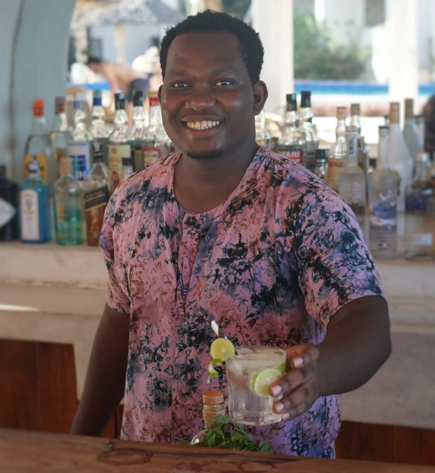 We had a lot of fun with the fantastic team @kupagavillas a couple of weeks ago - trying a few different drinks made with our Zanzibar Spiced Rum & Gin ๐ฅ
It's one of our favourite spots to chill out with a fantastic sea view in Jambiani - with a great food & cocktail selection ๐๐ฝ
Ask for the Zanzibar Spiced G&T, or try our Rum muddled with lime, mint and Stoney Tangawizi๐ฅ
๐@kupagavillas
๐ธ @black_livan
#zanzibar #spicedrum #spices #spiceisland #TasteZanzibar
#tasteofthespiceislands #SpicedSips #spicedrum #spicedgin #rum #gin #craftgin #craftrum