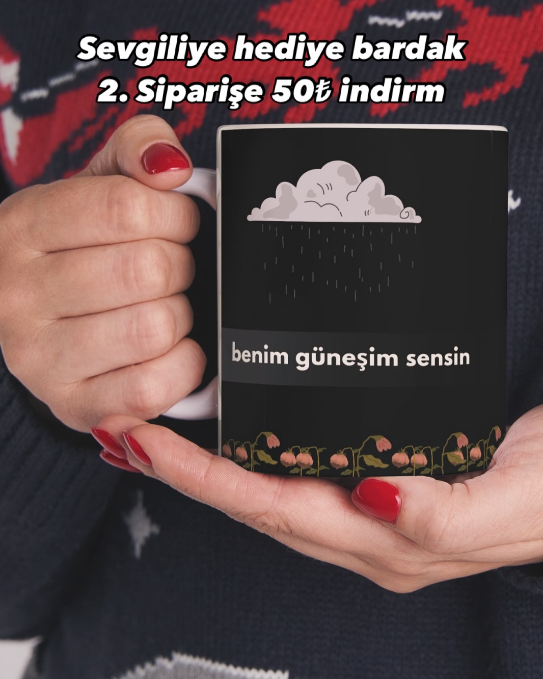 Selaaam, size ve sevgilinize özel tasarımımız sizlerle. Benim güneşim sensin dediğiniz, içinizde kelebekler uçmasını sağlayan size hayat veren kim varsa hediye edebilirsiniz. Tasarımlarımız tamamen bize aittir. 2 ve üzeri siparişlerde yardımcı oluyoruz. İngilizce ve türkçe seçenekleriyle tasarımımız sizlerle. Sevgiyle kalın 🫶🏼