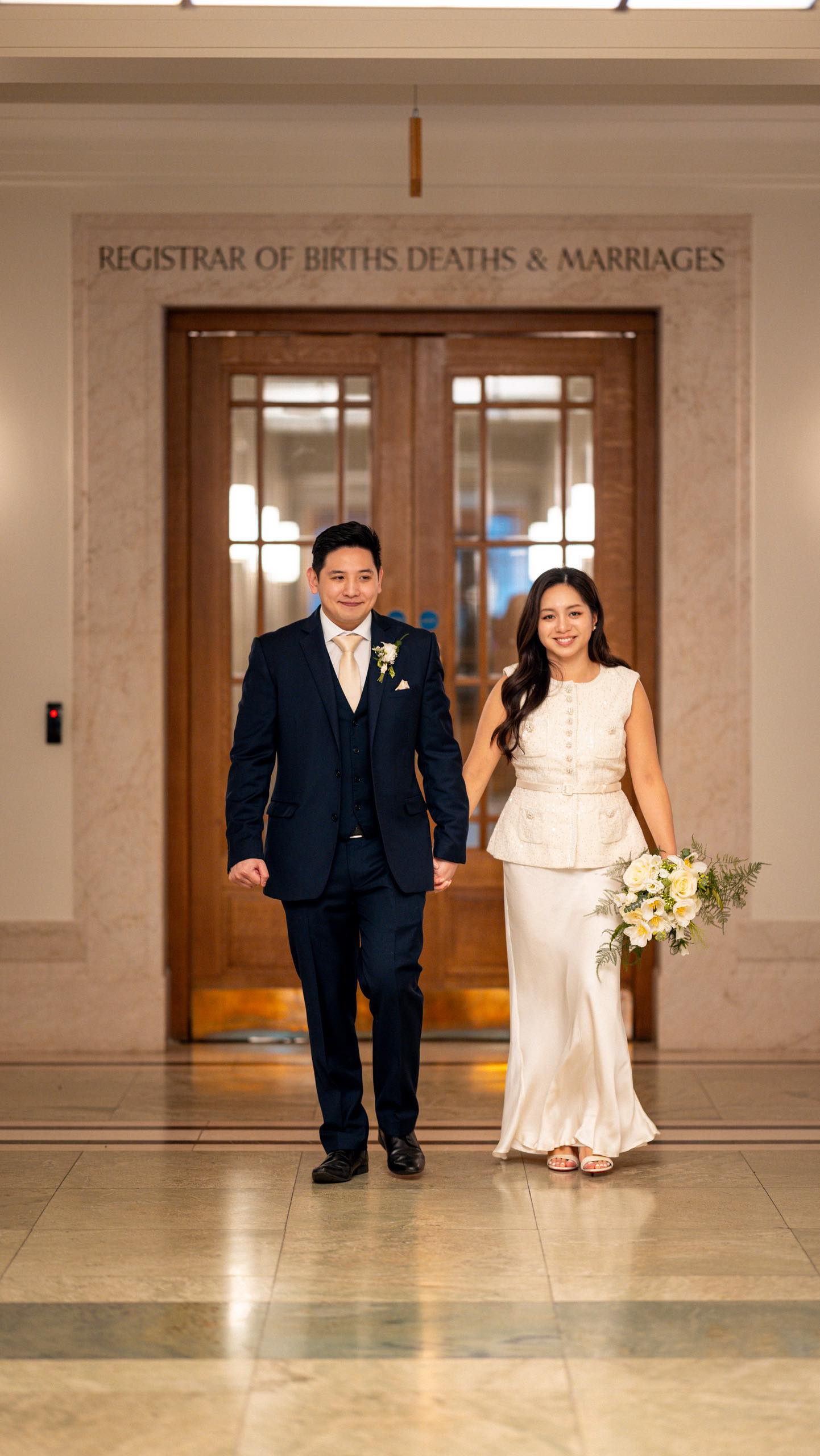 ๐ฅโจ Love, laughter, and forever captured at Hackney Town Hall ๐๐
A beautiful celebration of Micah & Eric as they embark on their next chapter. From heartfelt vows to unforgettable moments, every frame tells a story.
๐ Hackney Town Hall | ๐ฌ Cinematic Wedding Videography
๐ Capturing love, emotion & timeless memories
Tag the couple & share the love! ๐ซ #HackneyTownHallWedding #LondonWeddingVideographer #WeddingCinematography #JustMarried #WeddingVideography #LoveStory #WeddingFilm